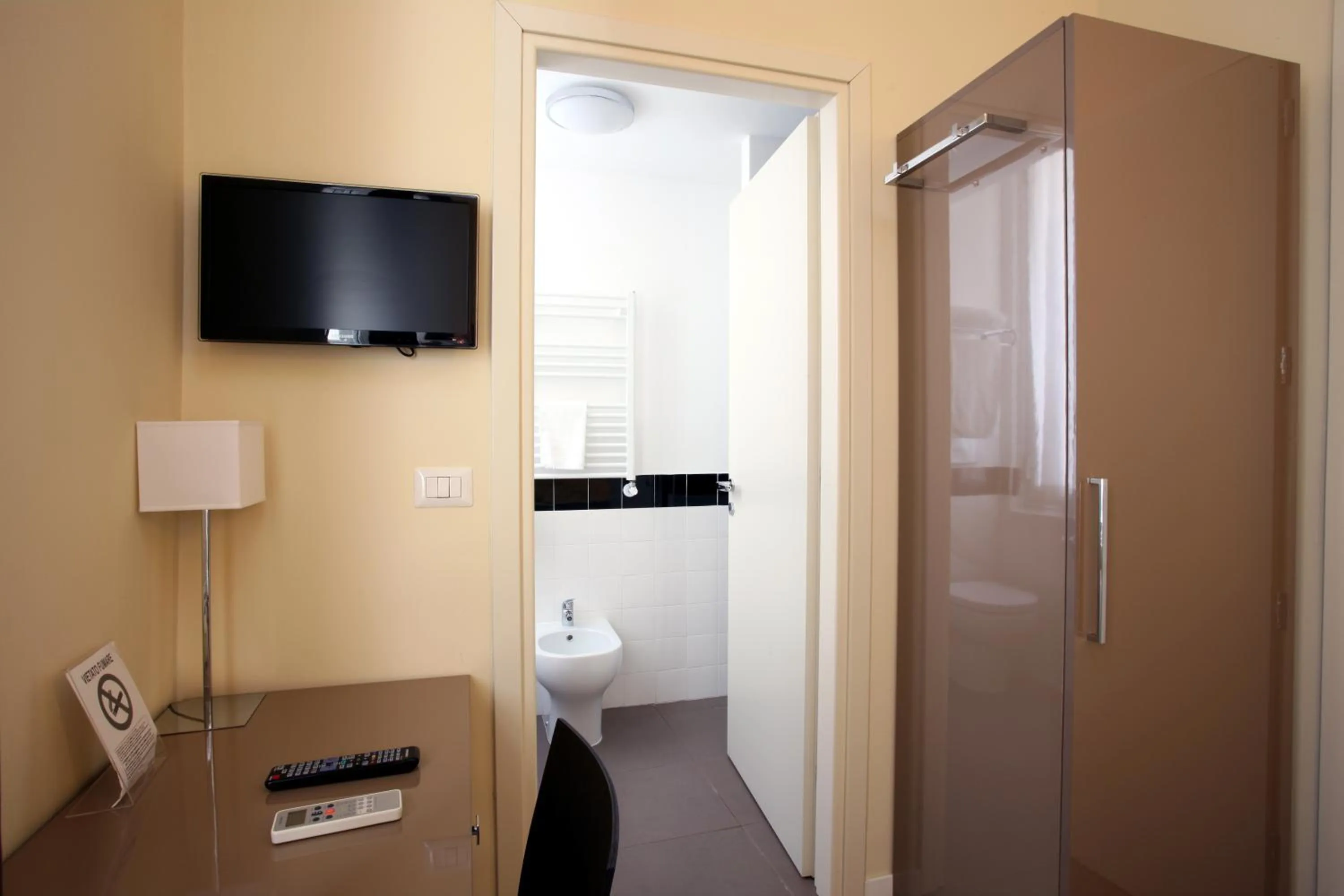 Photo of the whole room in Hotel Ferton