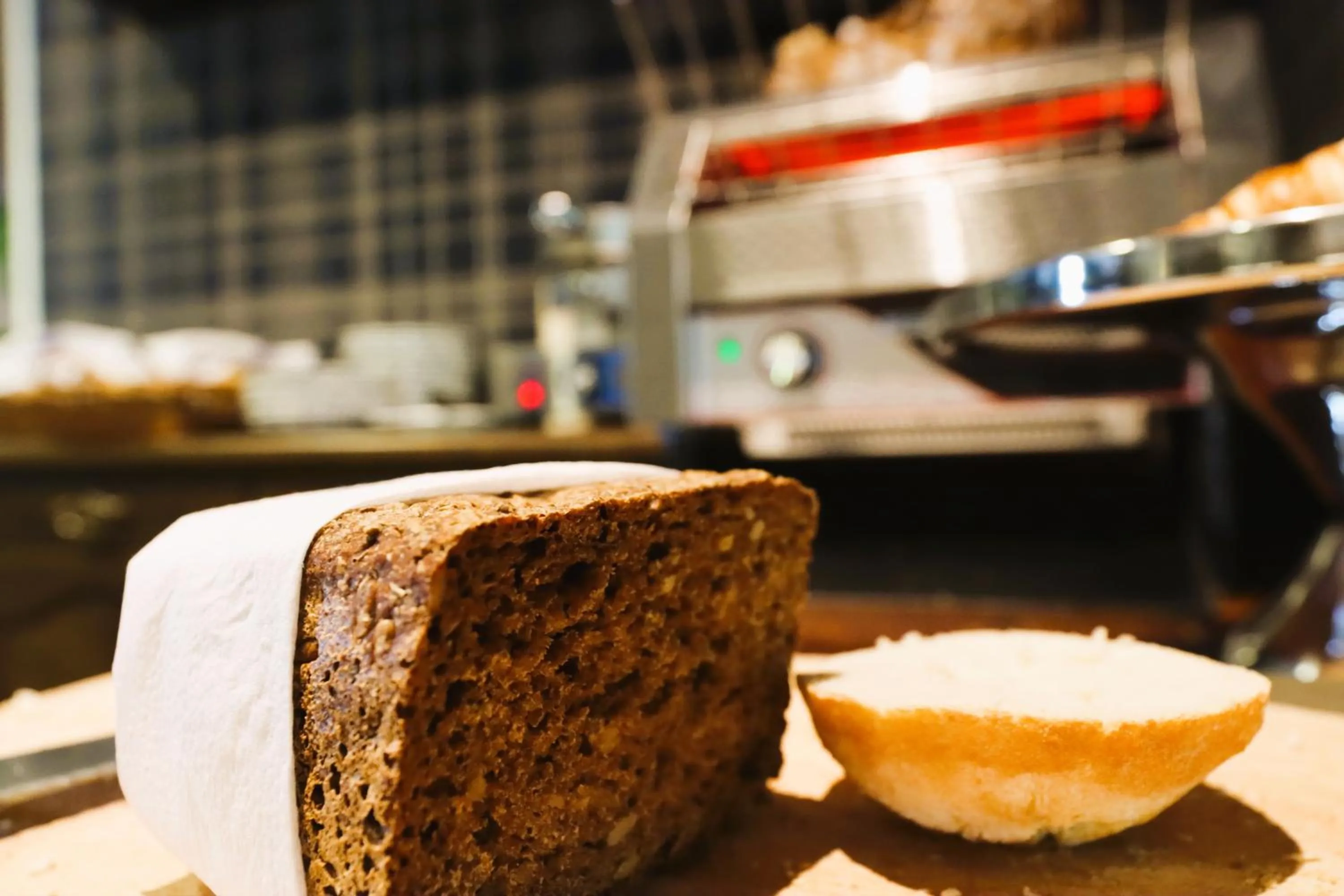 Breakfast in Vänerport Stadshotell i Mariestad