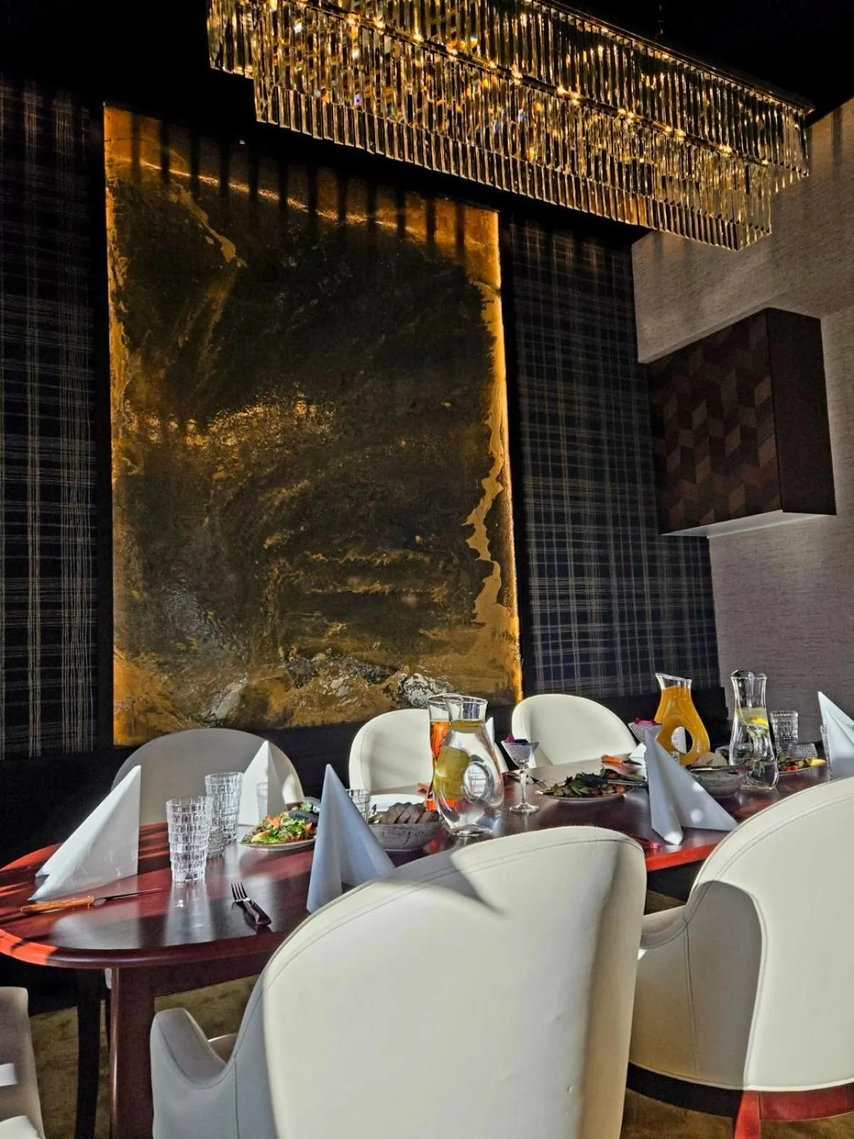 Breakfast in Vänerport Stadshotell i Mariestad