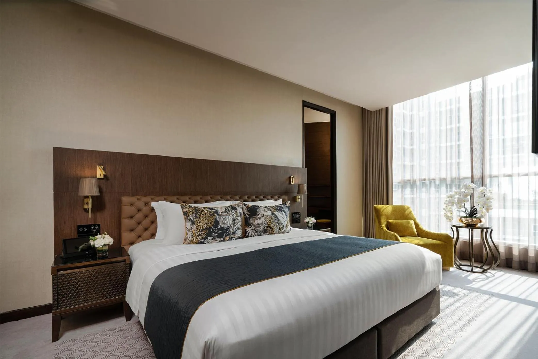 Bedroom, Bed in Lancaster Bangkok