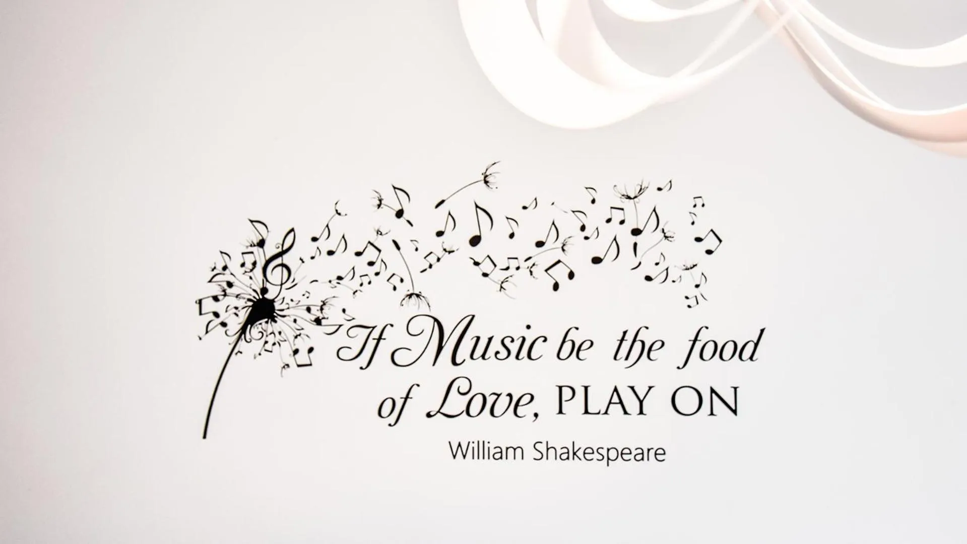 Logo/Certificate/Sign in Vinyl Flat Bed & Breakfast - Rooms