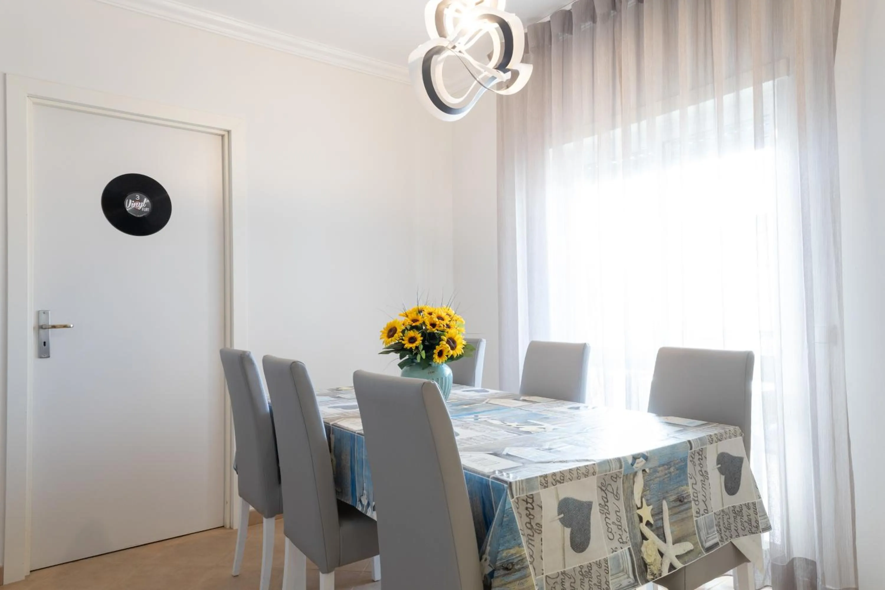 Seating area in Vinyl Flat Bed & Breakfast - Rooms