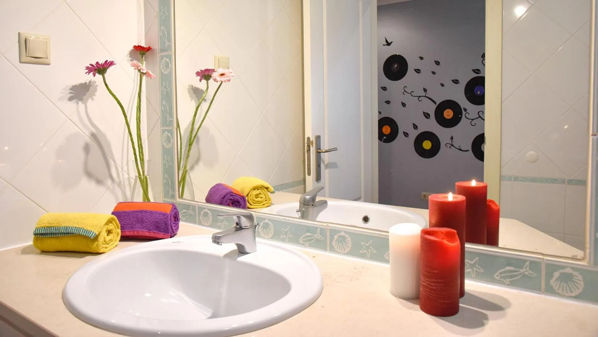 Bathroom in Vinyl Flat Bed & Breakfast - Rooms