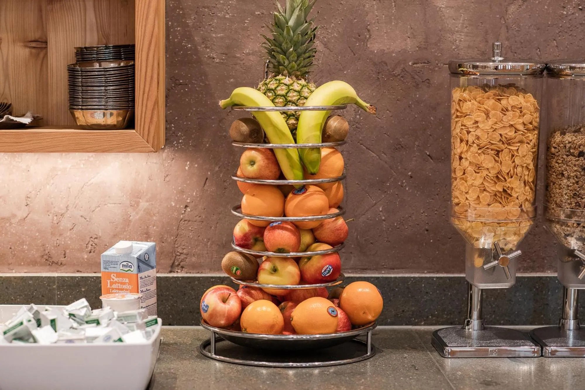 Continental breakfast in Hotel Madatsch