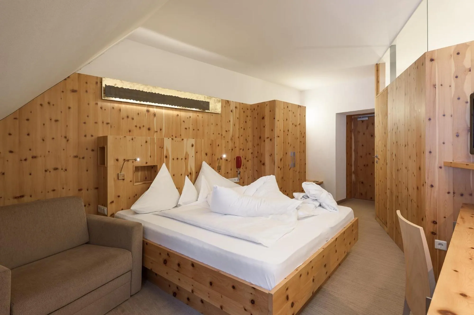 Photo of the whole room, Bed in Hotel Madatsch