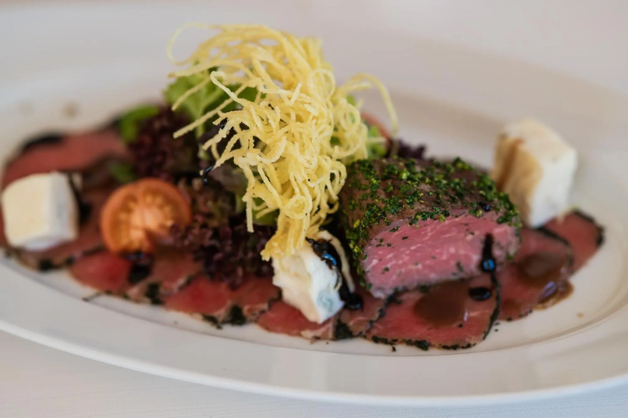 Dinner in Hotel Madatsch