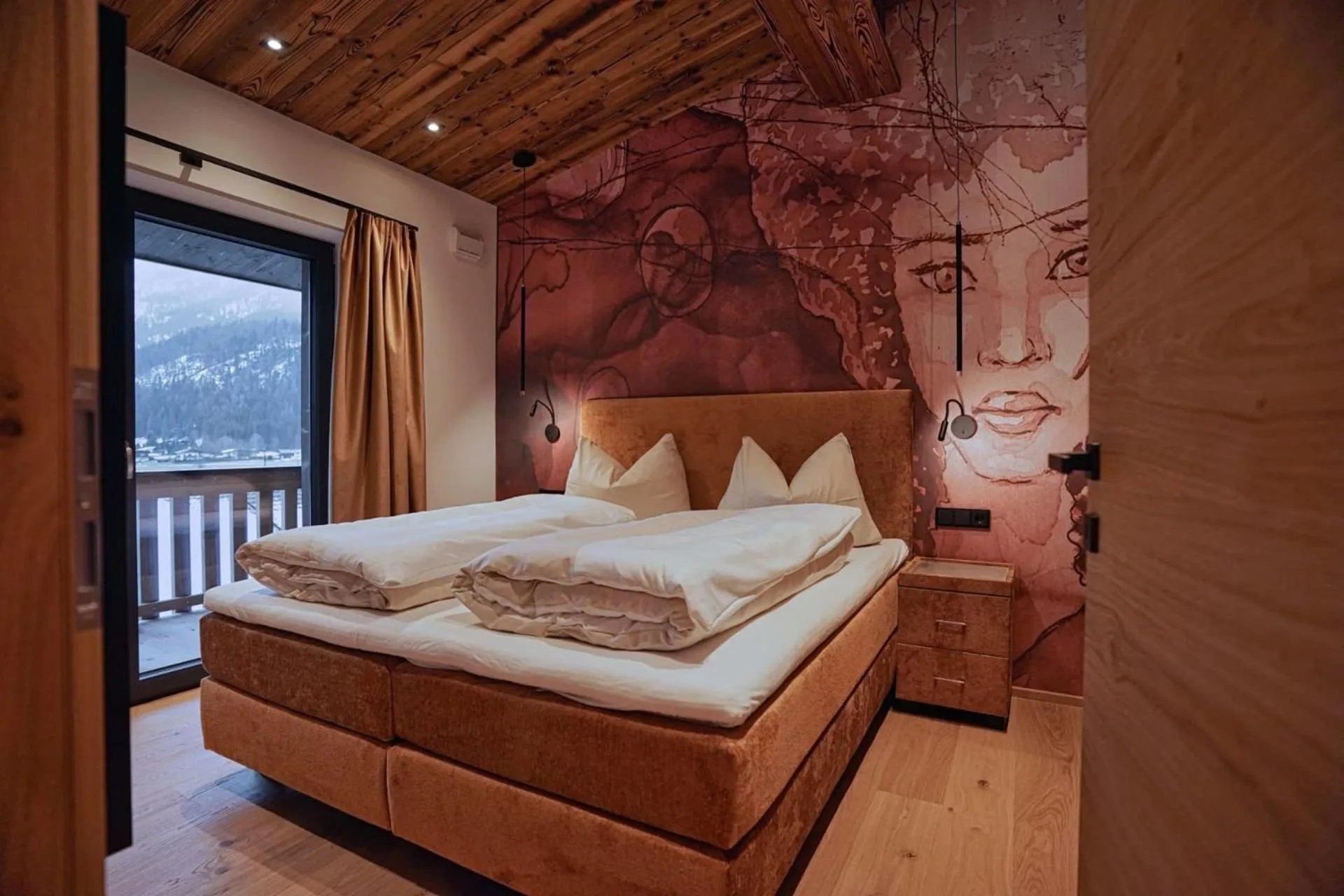 Bed in Hotel & Appartements Heigenhauser