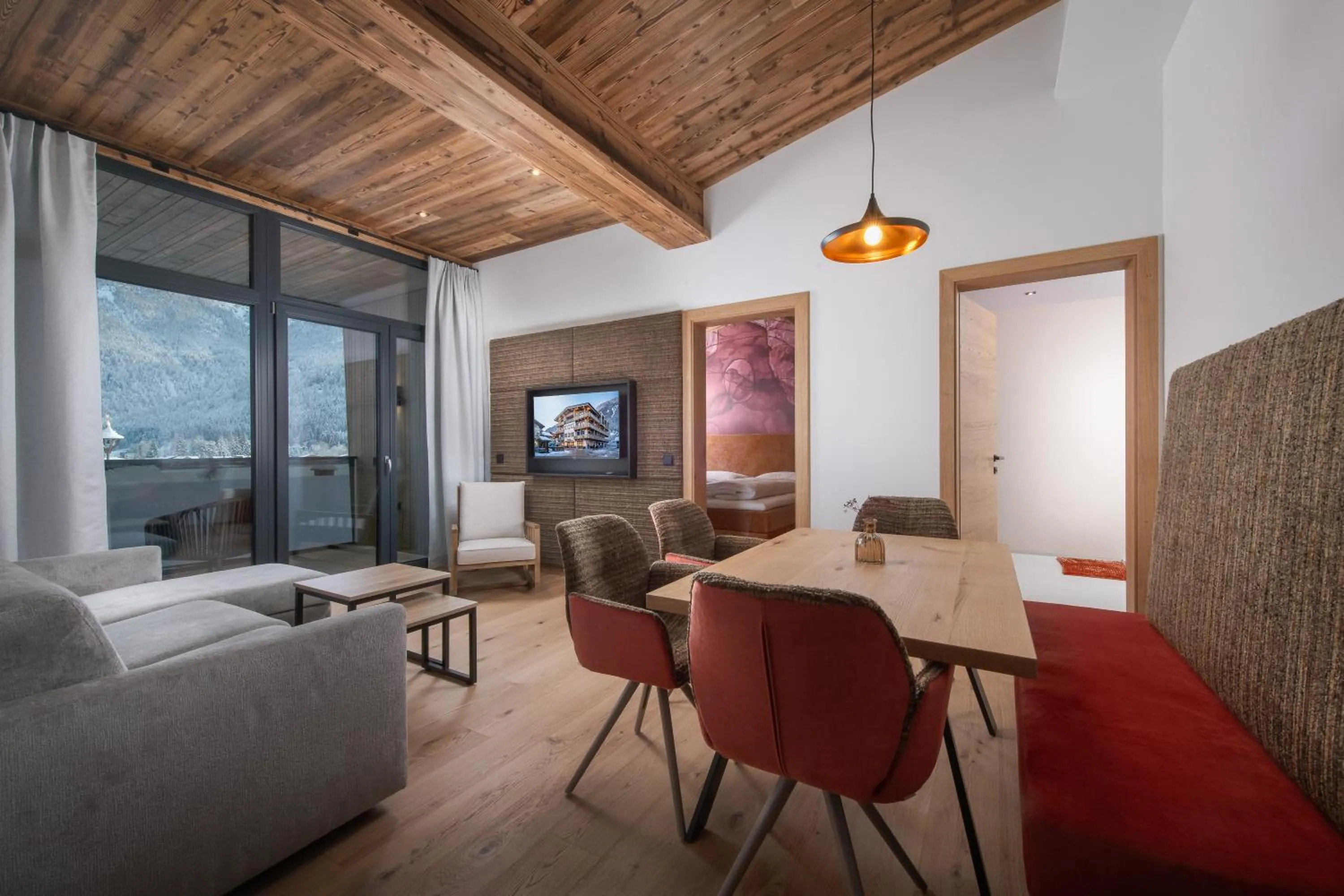 Hotel & Appartements Heigenhauser