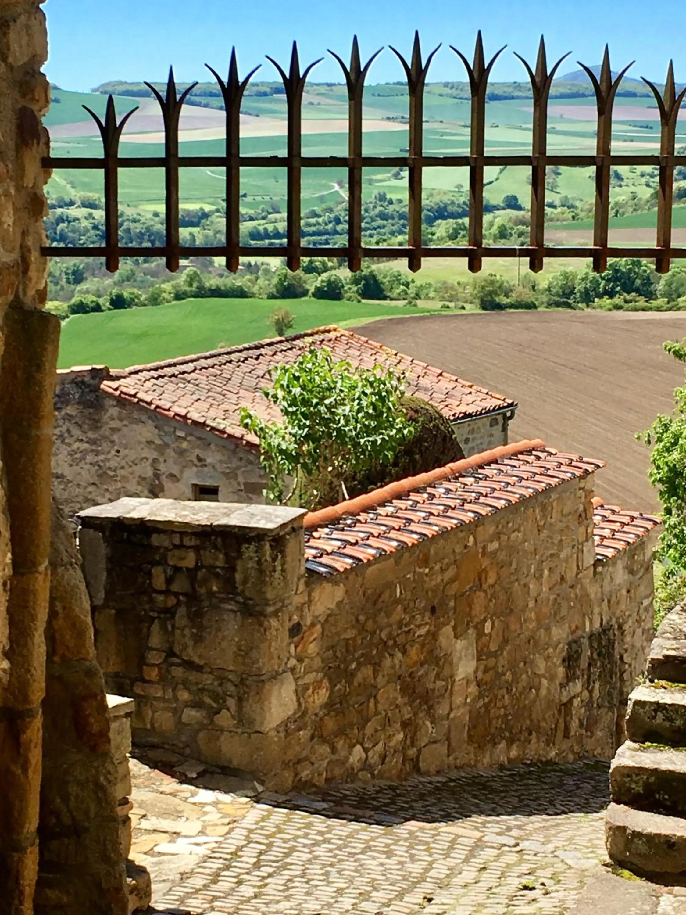 Nearby landmark in La Charmeraie