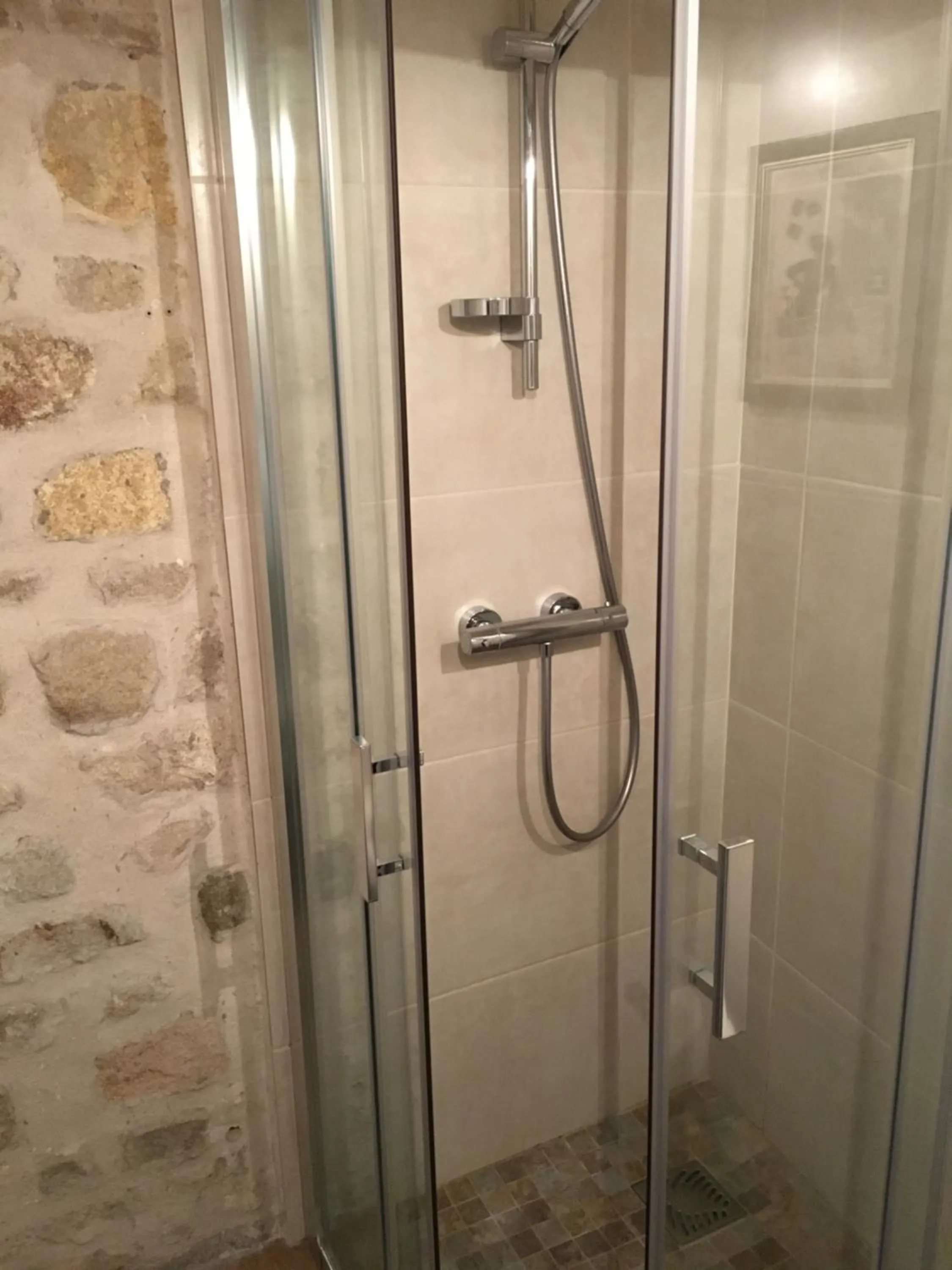 Shower in La Charmeraie
