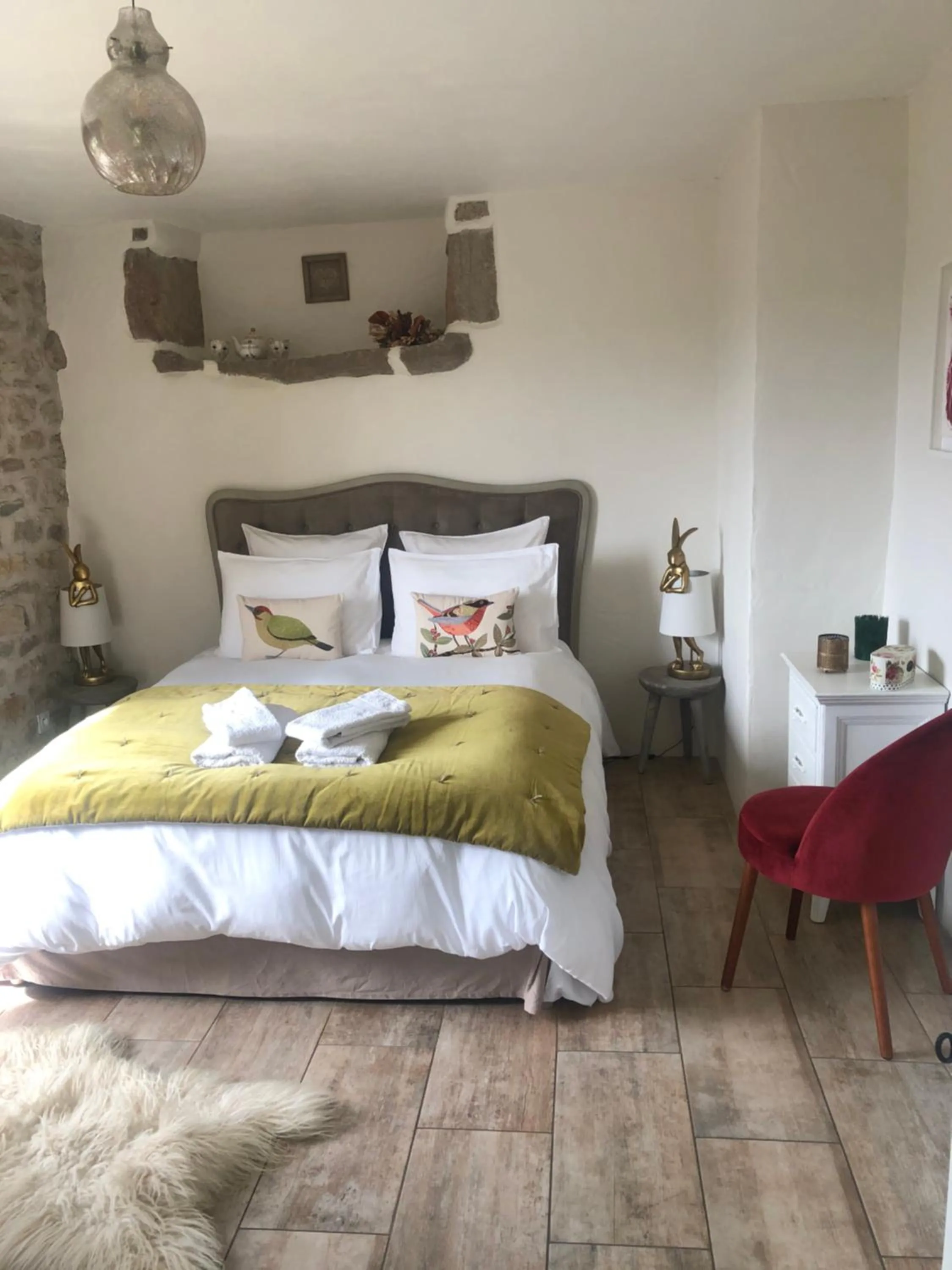 Bedroom, Bed in La Charmeraie