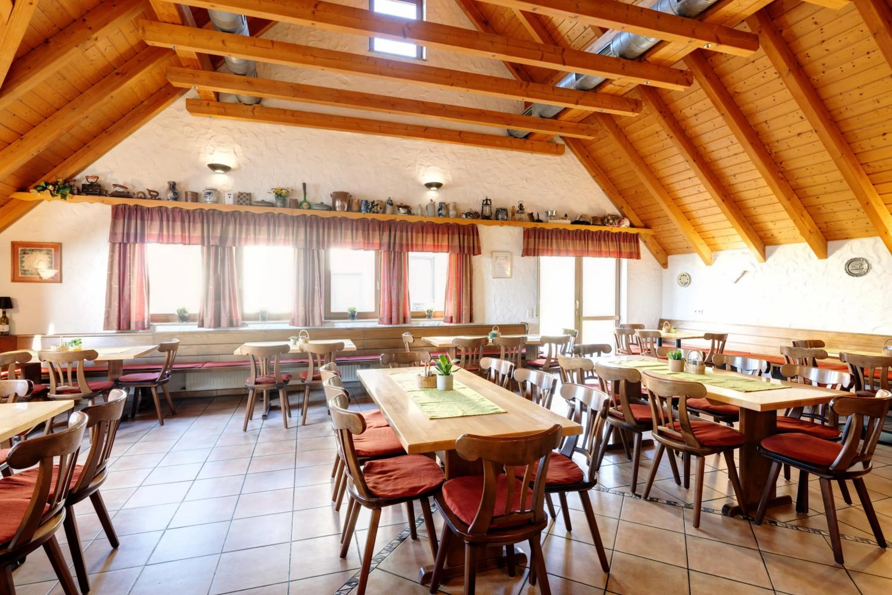 Property building in Vinotel Heinz J. Schwab