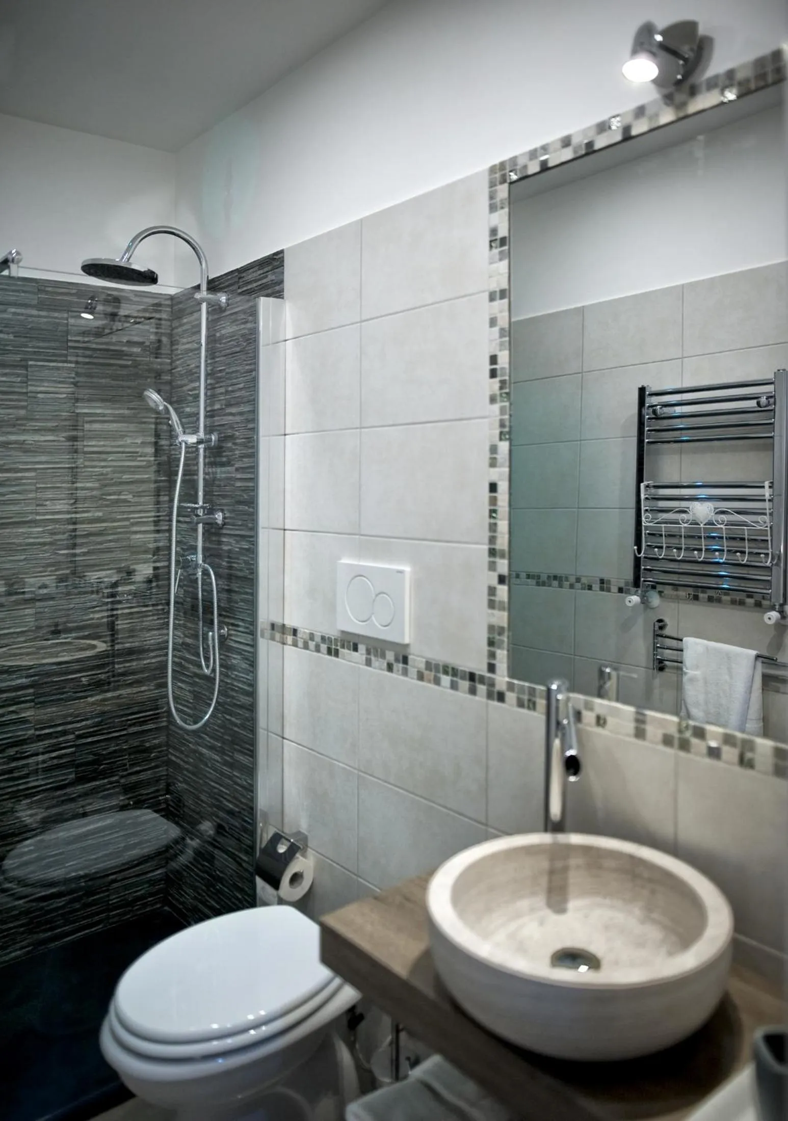 Shower in TinkerBell GuestHouse