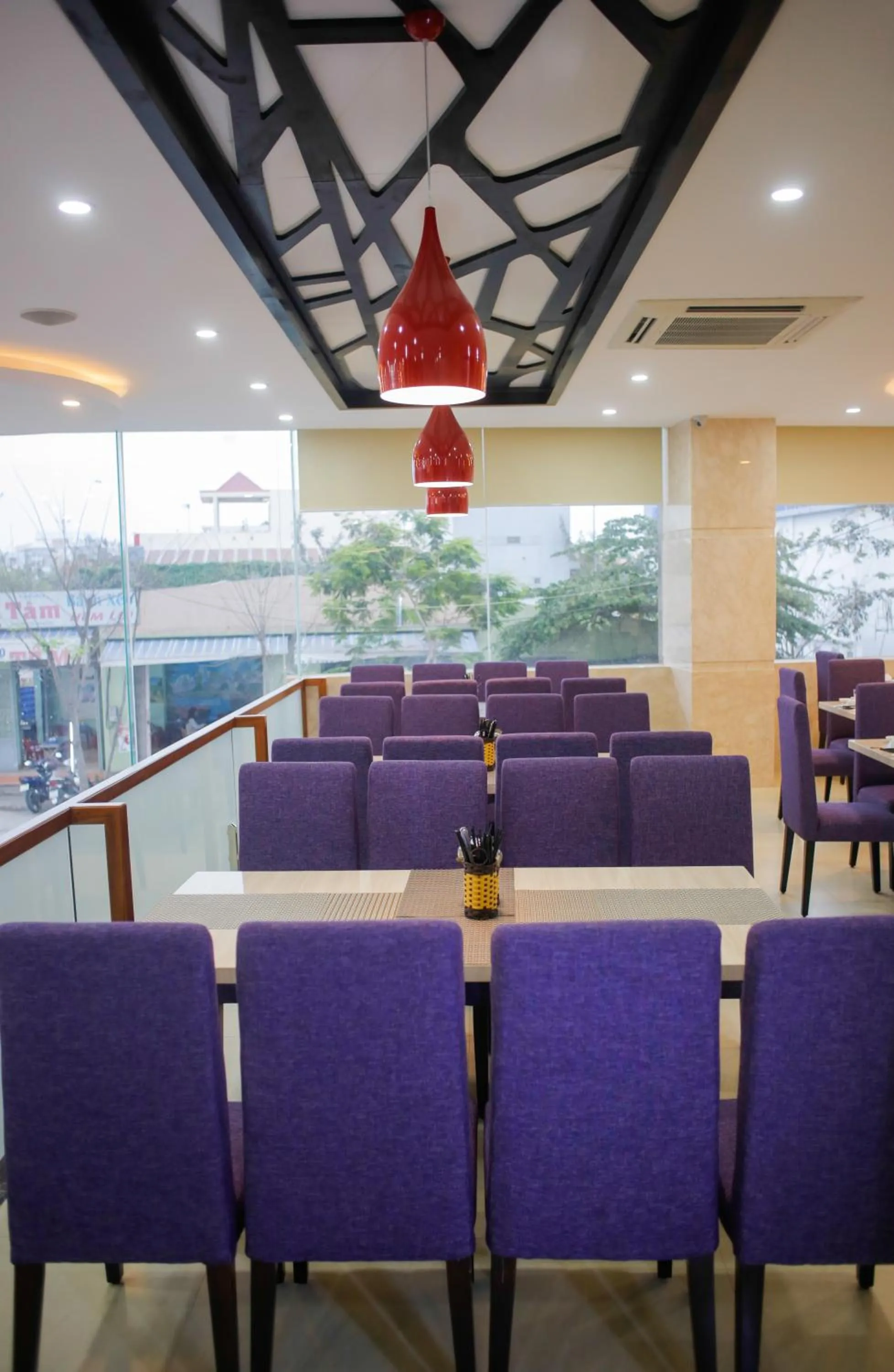 Restaurant/places to eat in Huong Son Hotel Da Nang