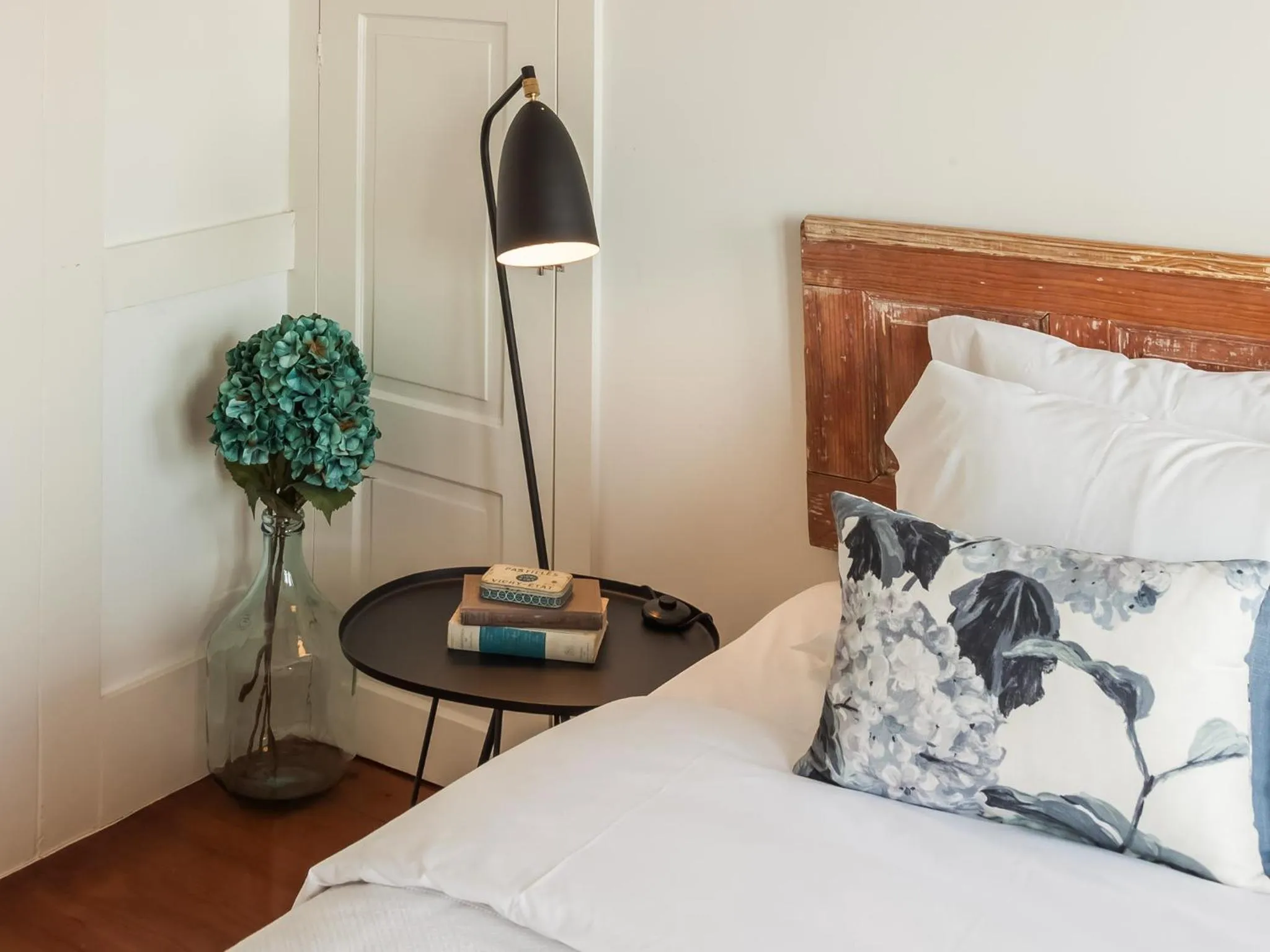 Decorative detail, Bed in Down2Town B&B