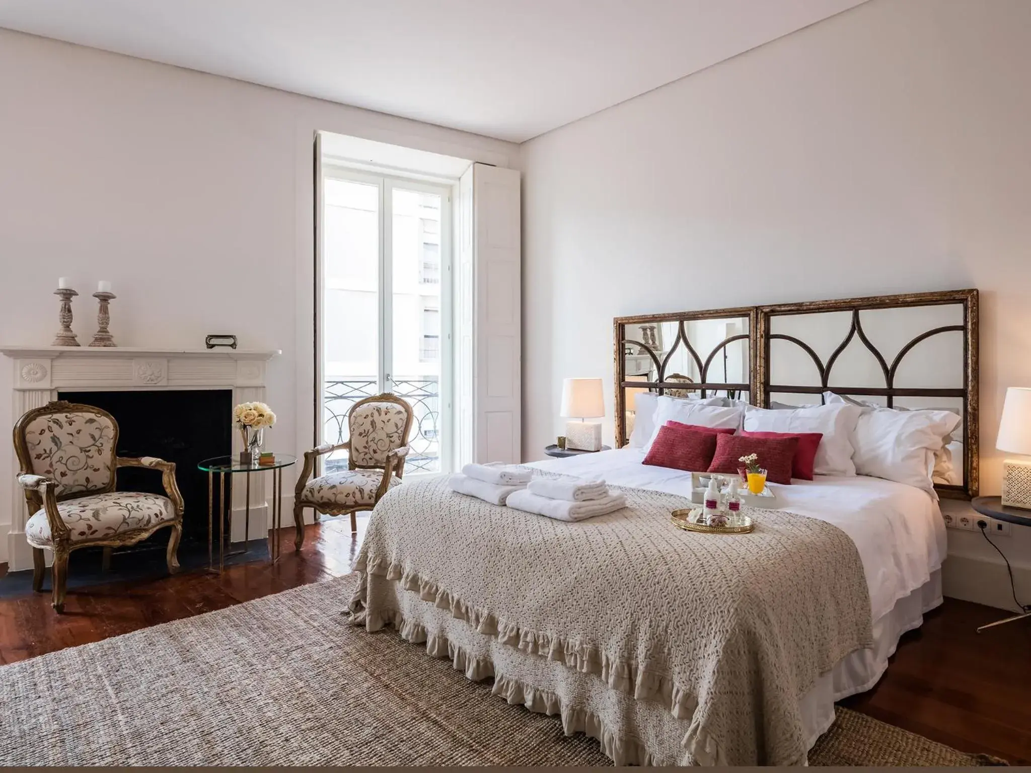 King Room with Balcony in Down2Town B&B King Room with Balcony in Down2Town B&B