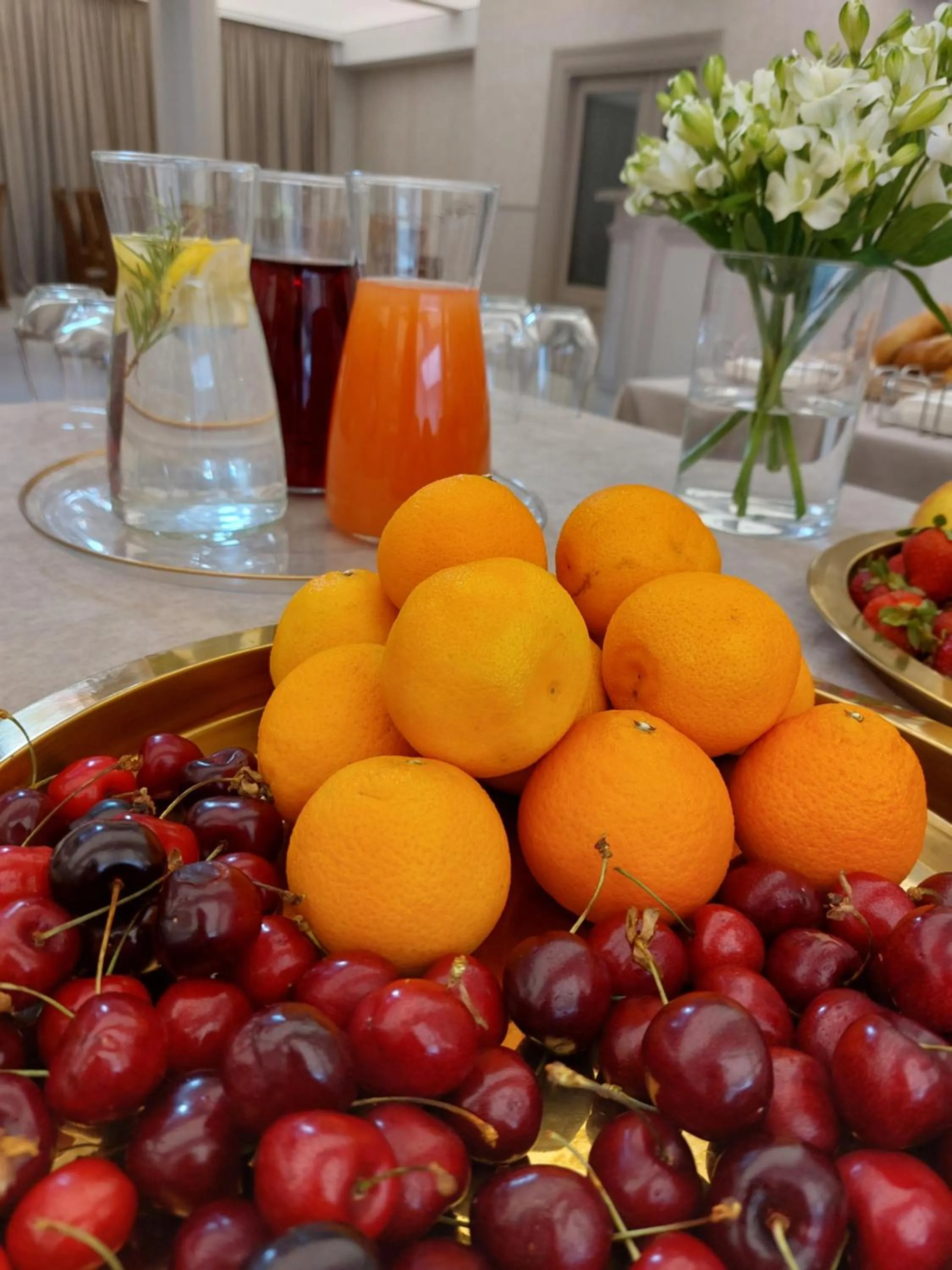 Food close-up in 70s Guest room