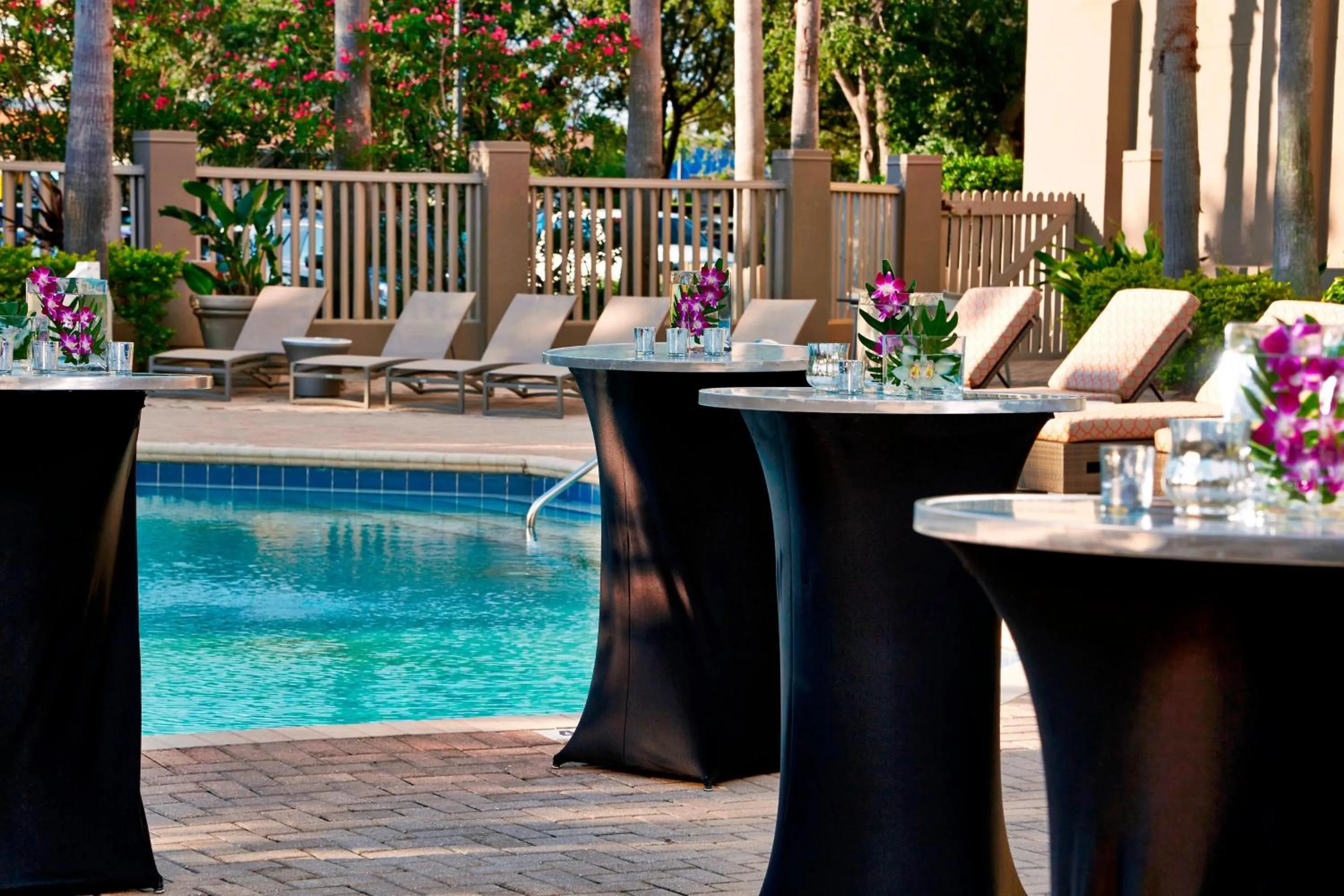 Lobby or reception in Renaissance Orlando Airport Hotel