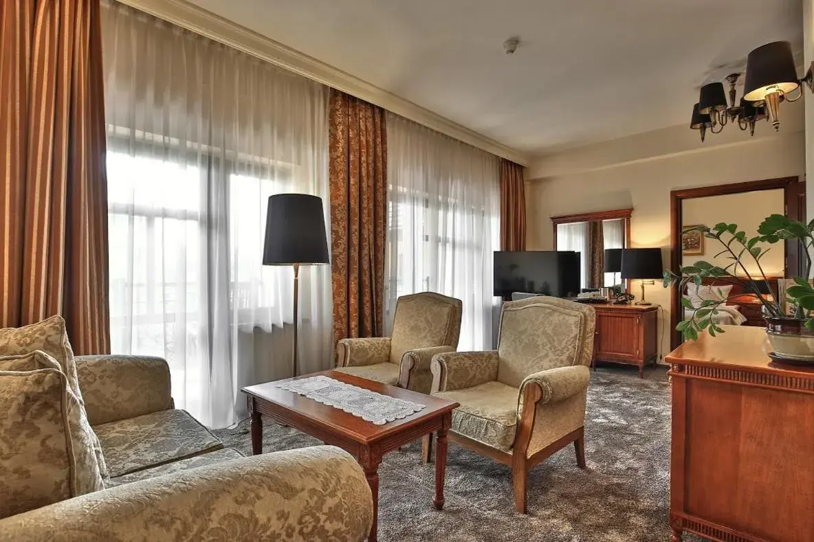 One Bedroom Apartment with Balcony in Grand Hotel Stamary One Bedroom Apartment with Balcony in Grand Hotel Stamary