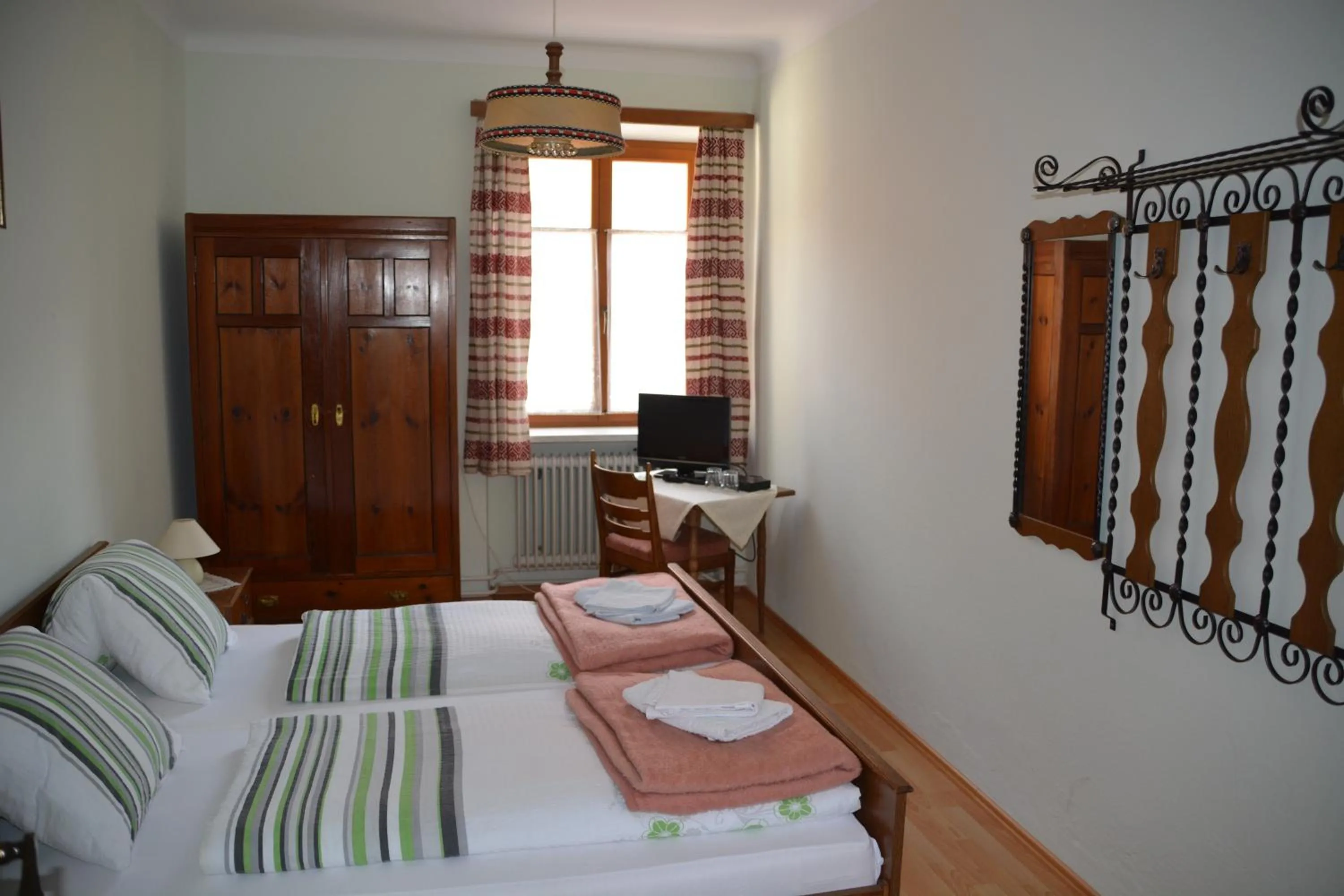 Bedroom, Bed in Kronenwirt