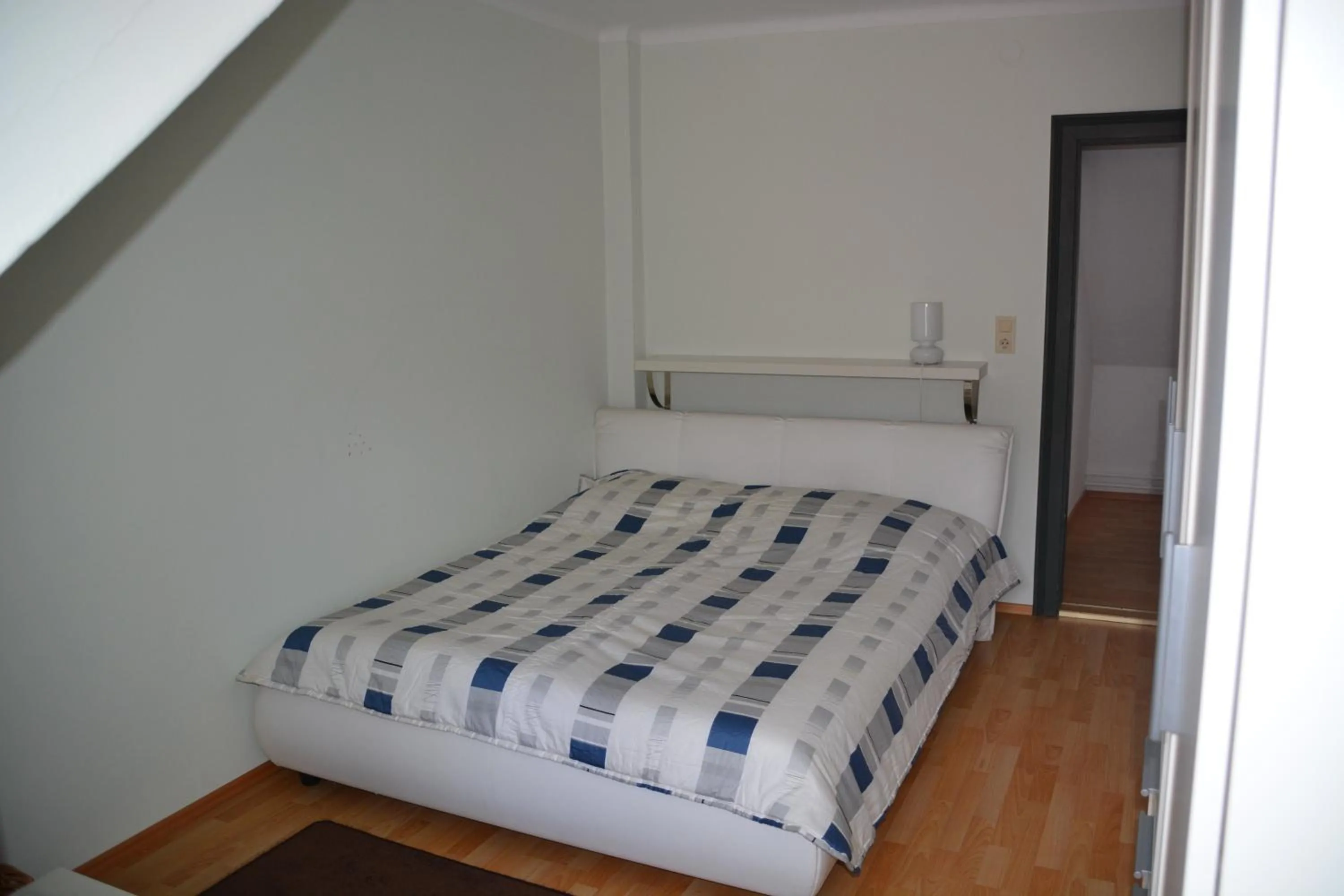 Bedroom, Bed in Kronenwirt