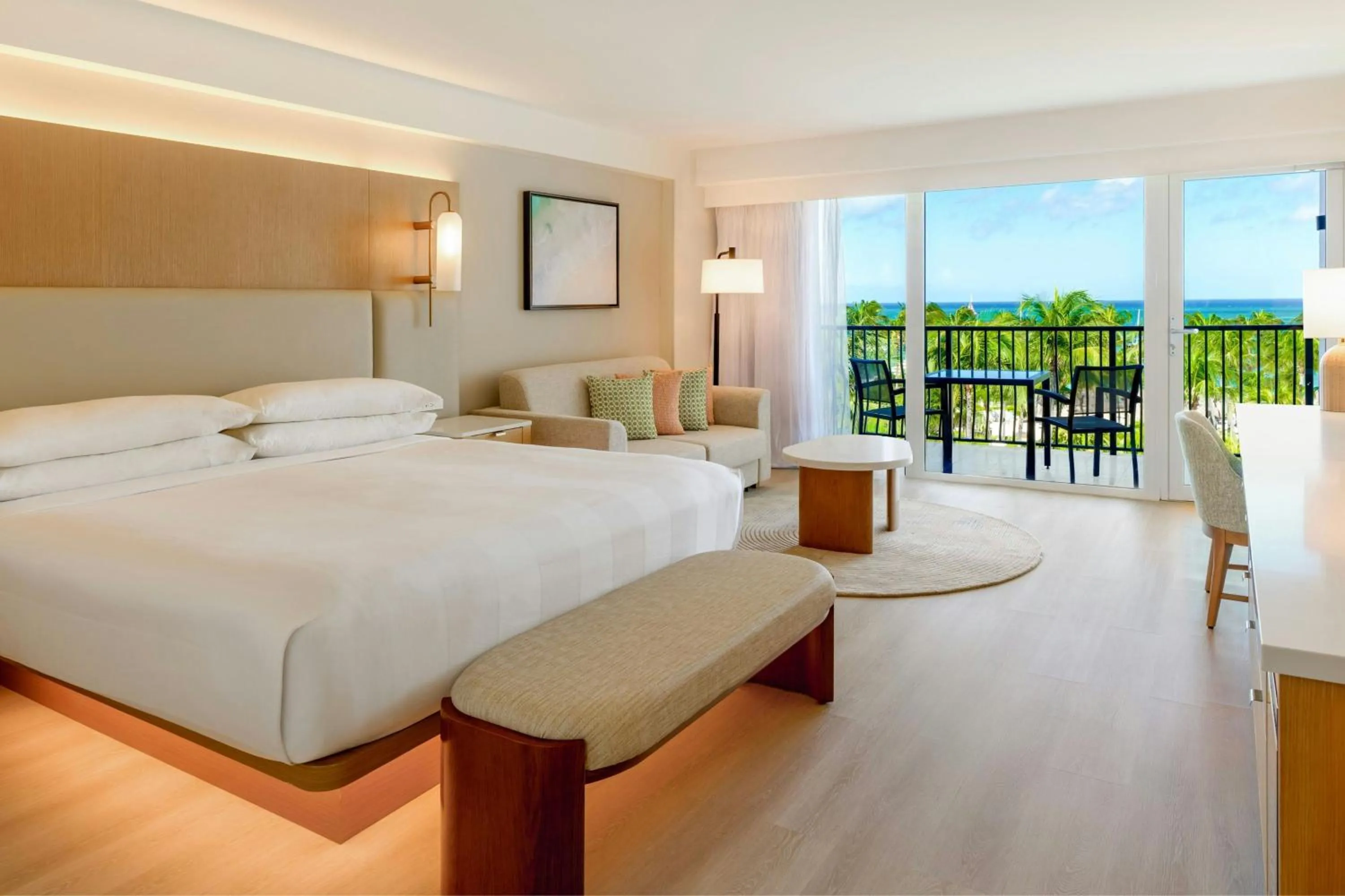 Photo of the whole room, Bed in Aruba Marriott Resort & Stellaris Casino