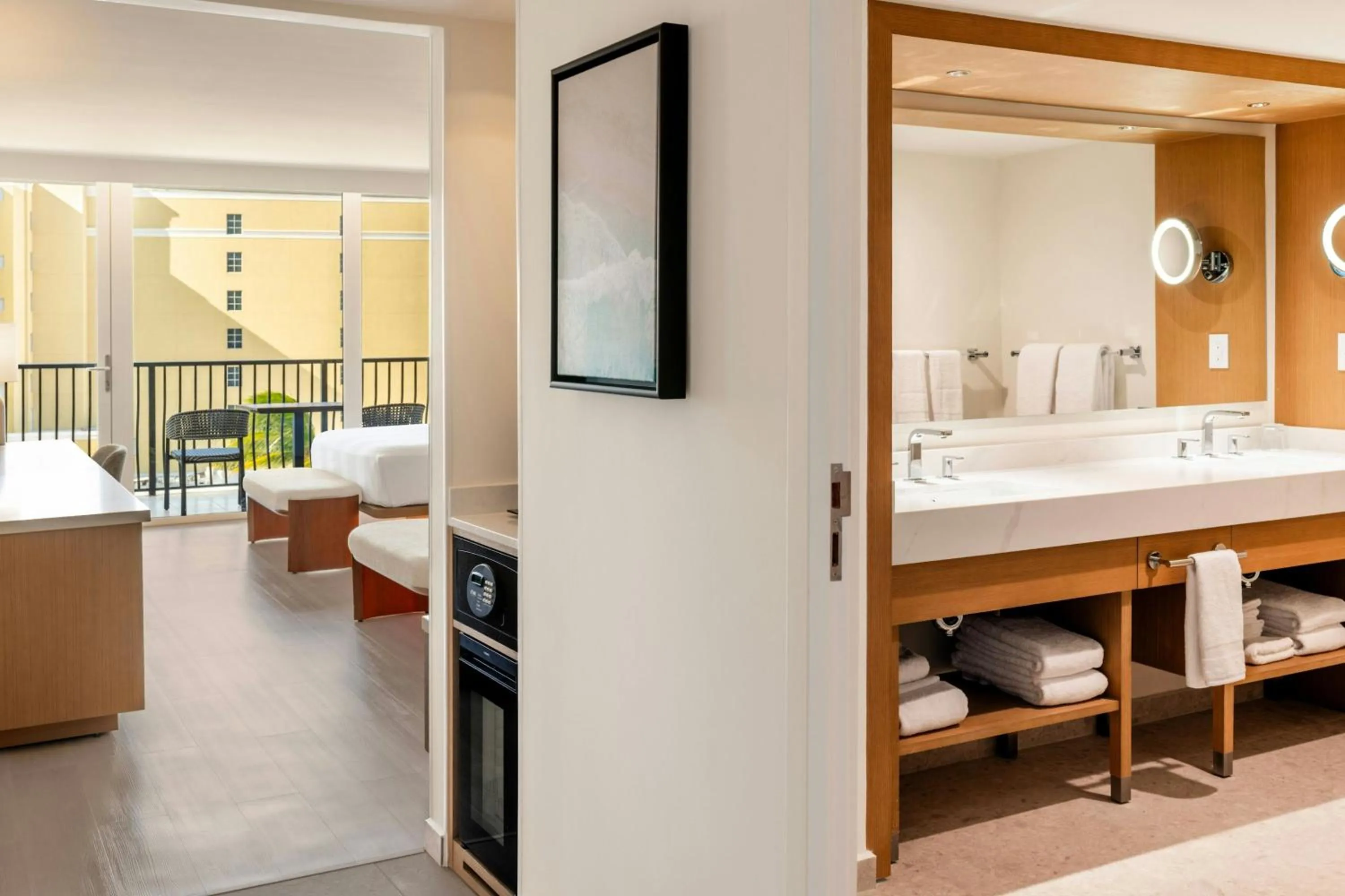 Photo of the whole room, Bed in Aruba Marriott Resort & Stellaris Casino