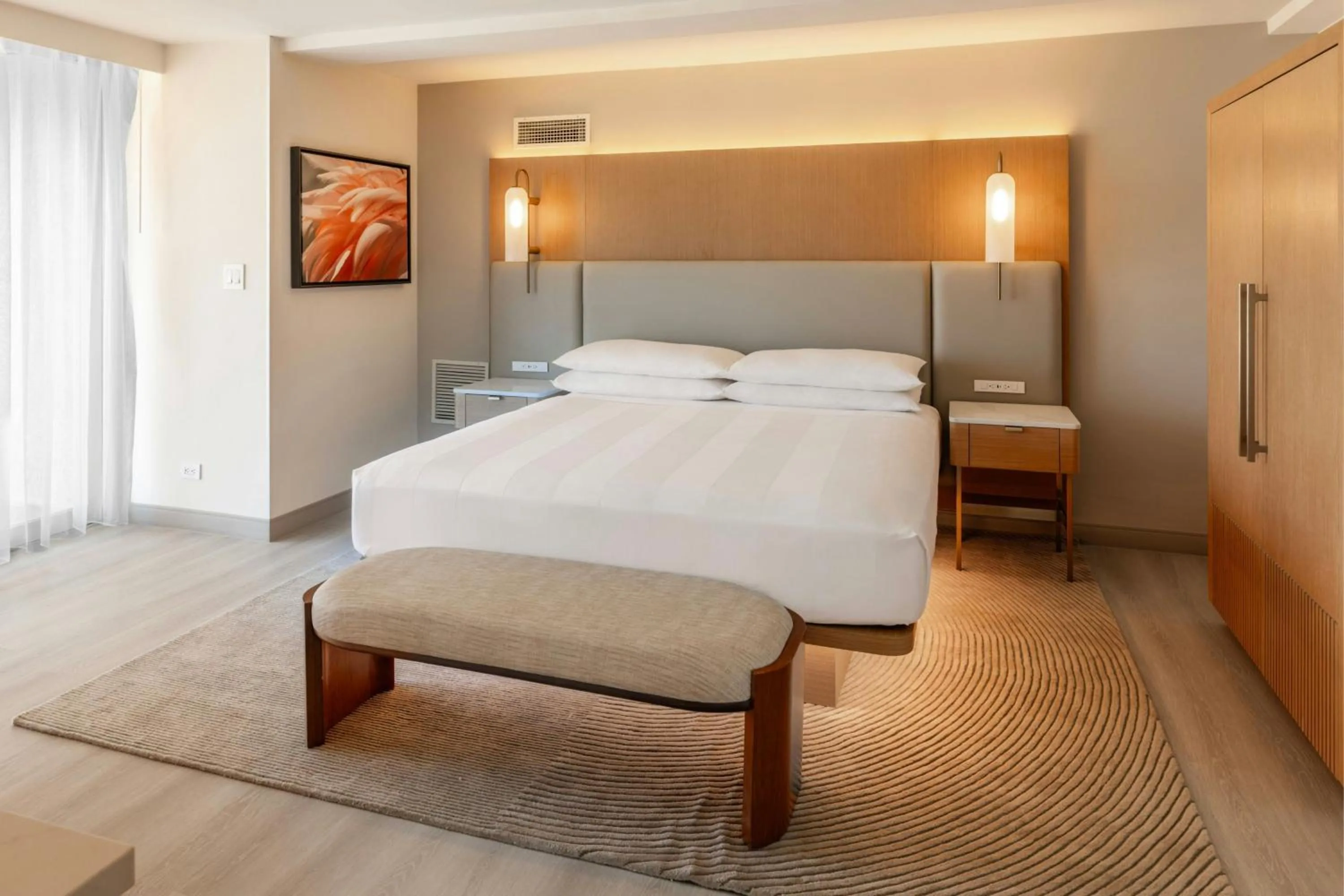 Photo of the whole room, Bed in Aruba Marriott Resort & Stellaris Casino