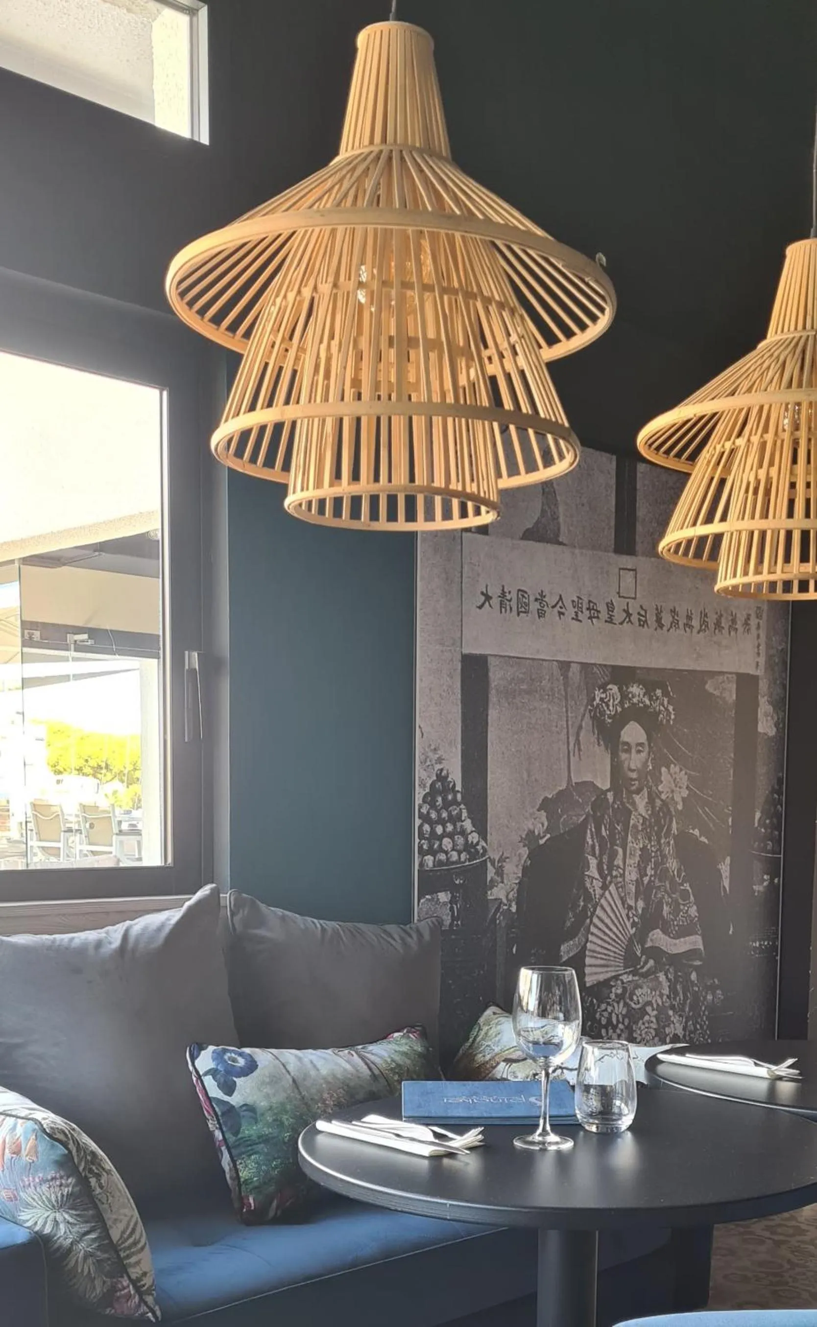 Restaurant/places to eat in Le Spinaker