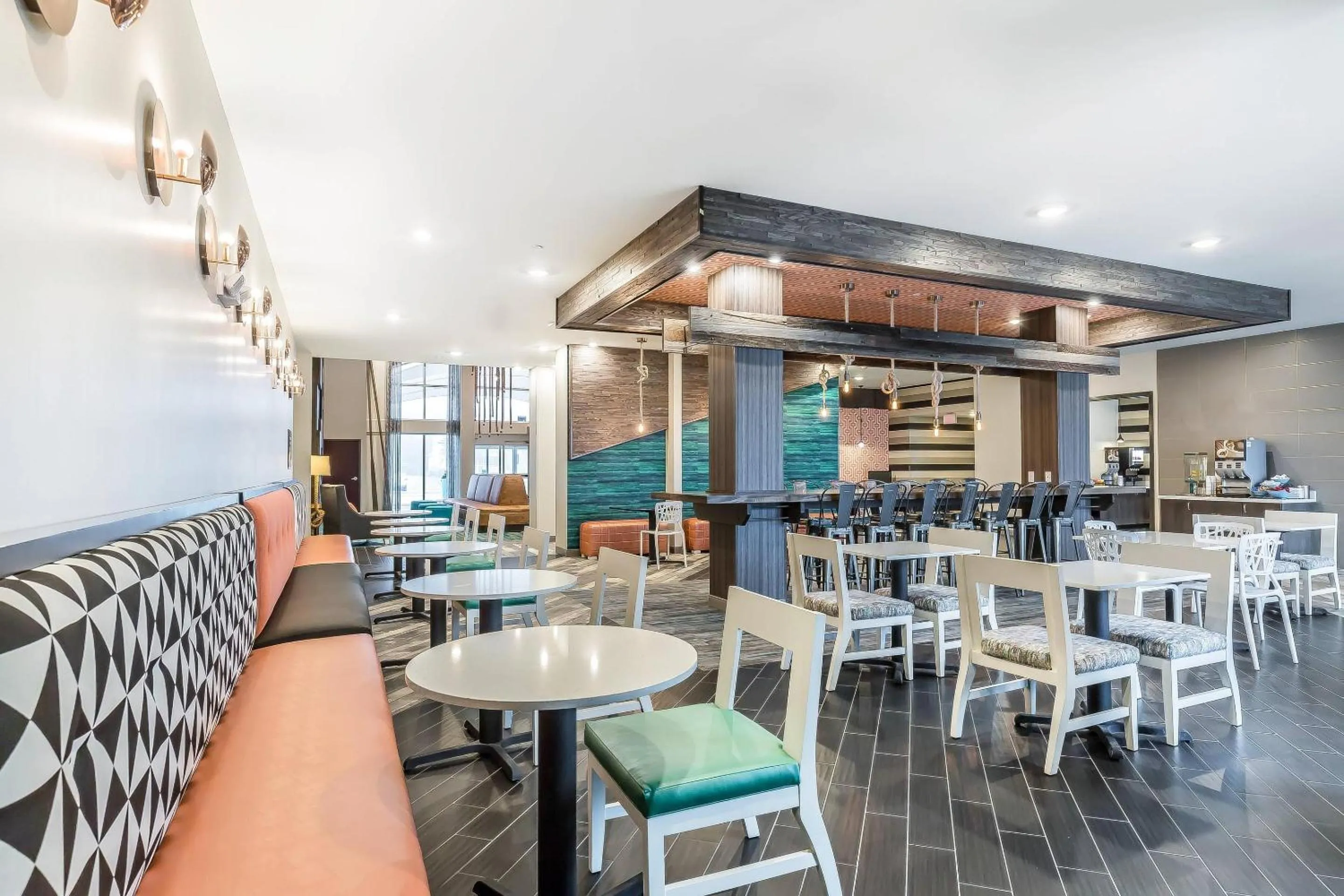 Breakfast in Marina Bay Hotel & Suites, an Ascend Collection Hotel