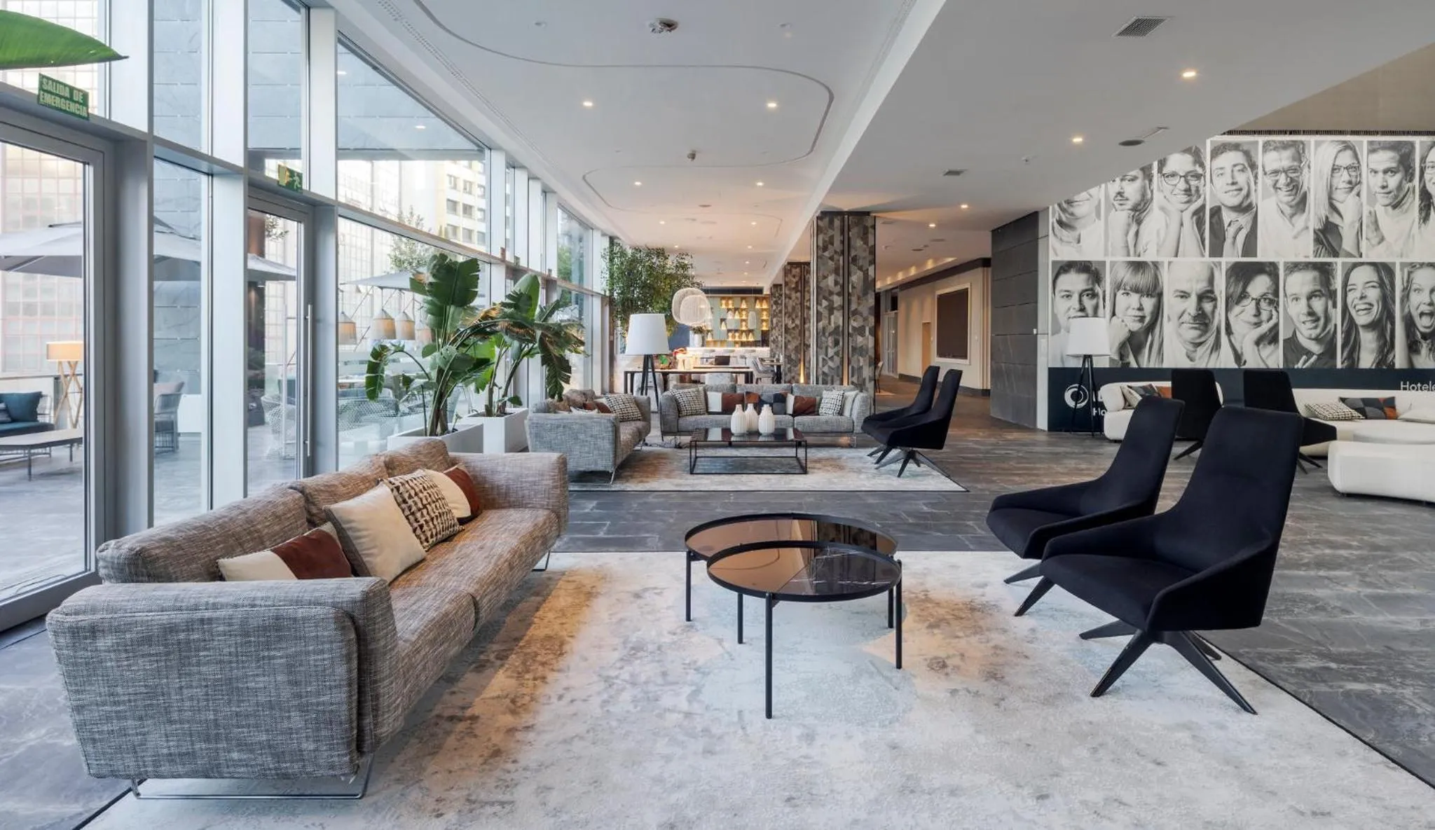 Lobby or reception in Ilunion Atrium