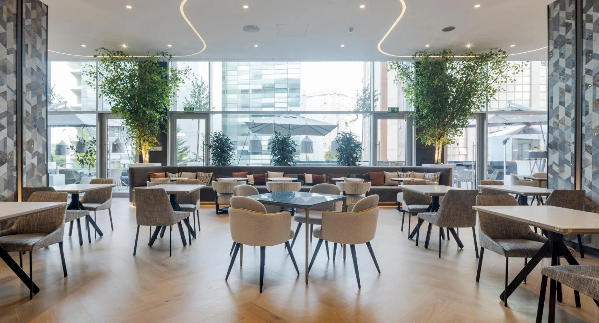 Seating area in Ilunion Atrium