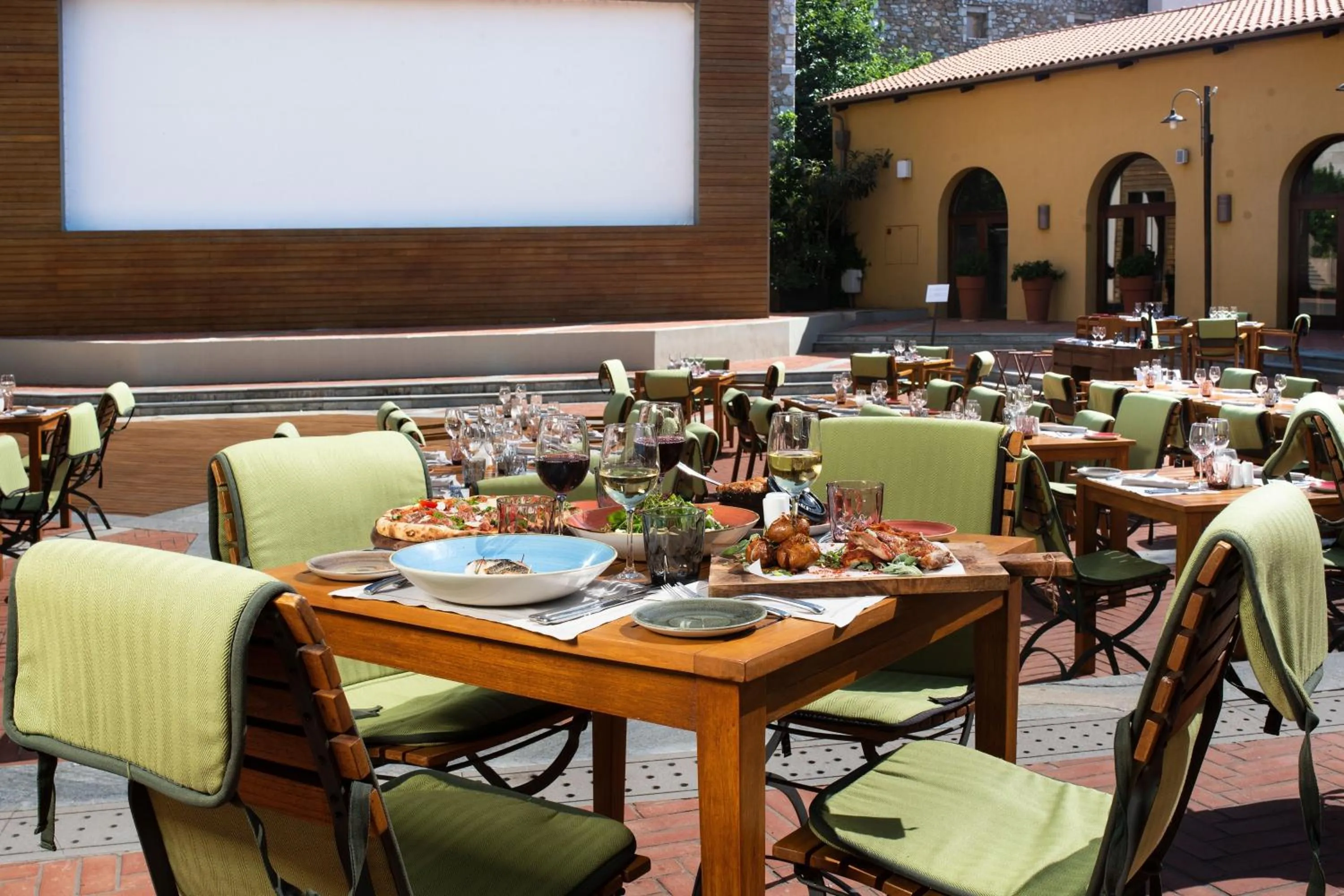 Restaurant/places to eat in The Westin Resort, Costa Navarino