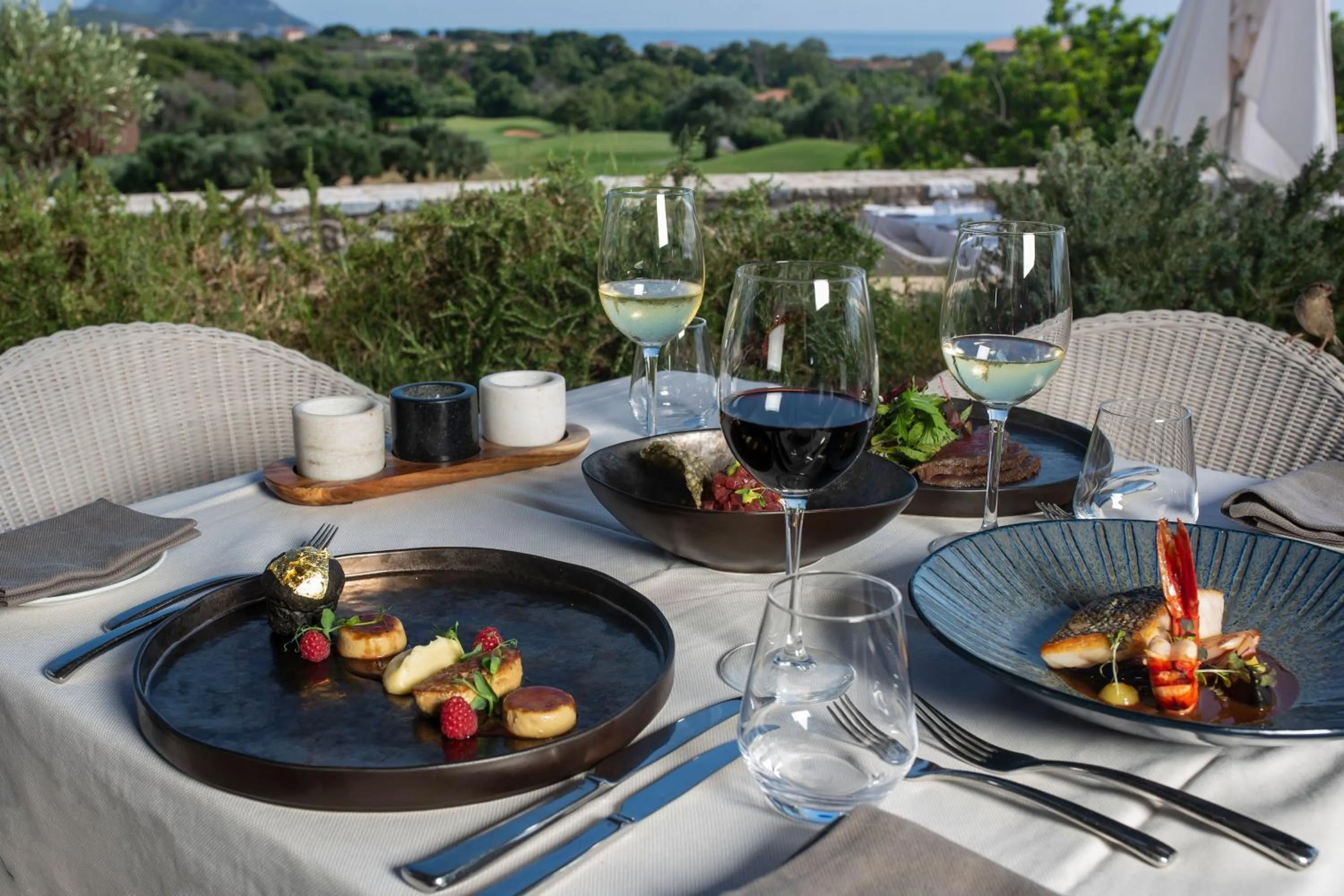 Restaurant/places to eat in The Westin Resort, Costa Navarino