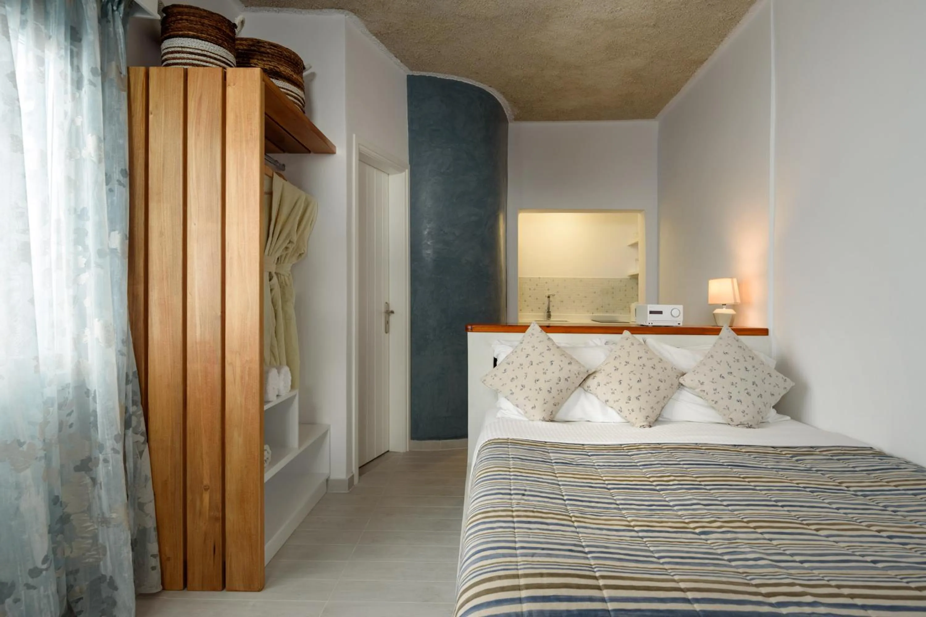 Bed in Vallas Apartments & Villas