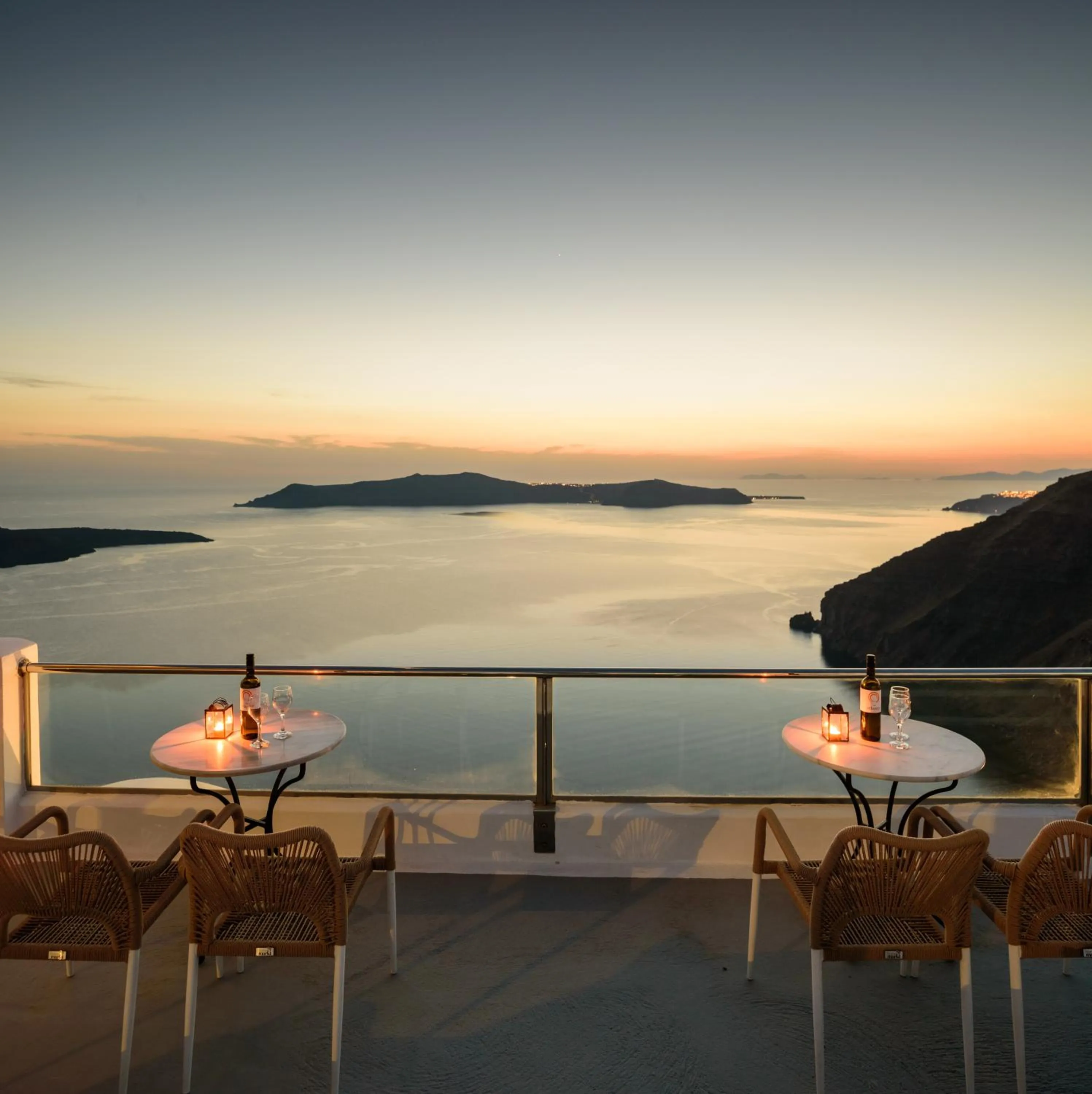 Vallas Apartments & Villas