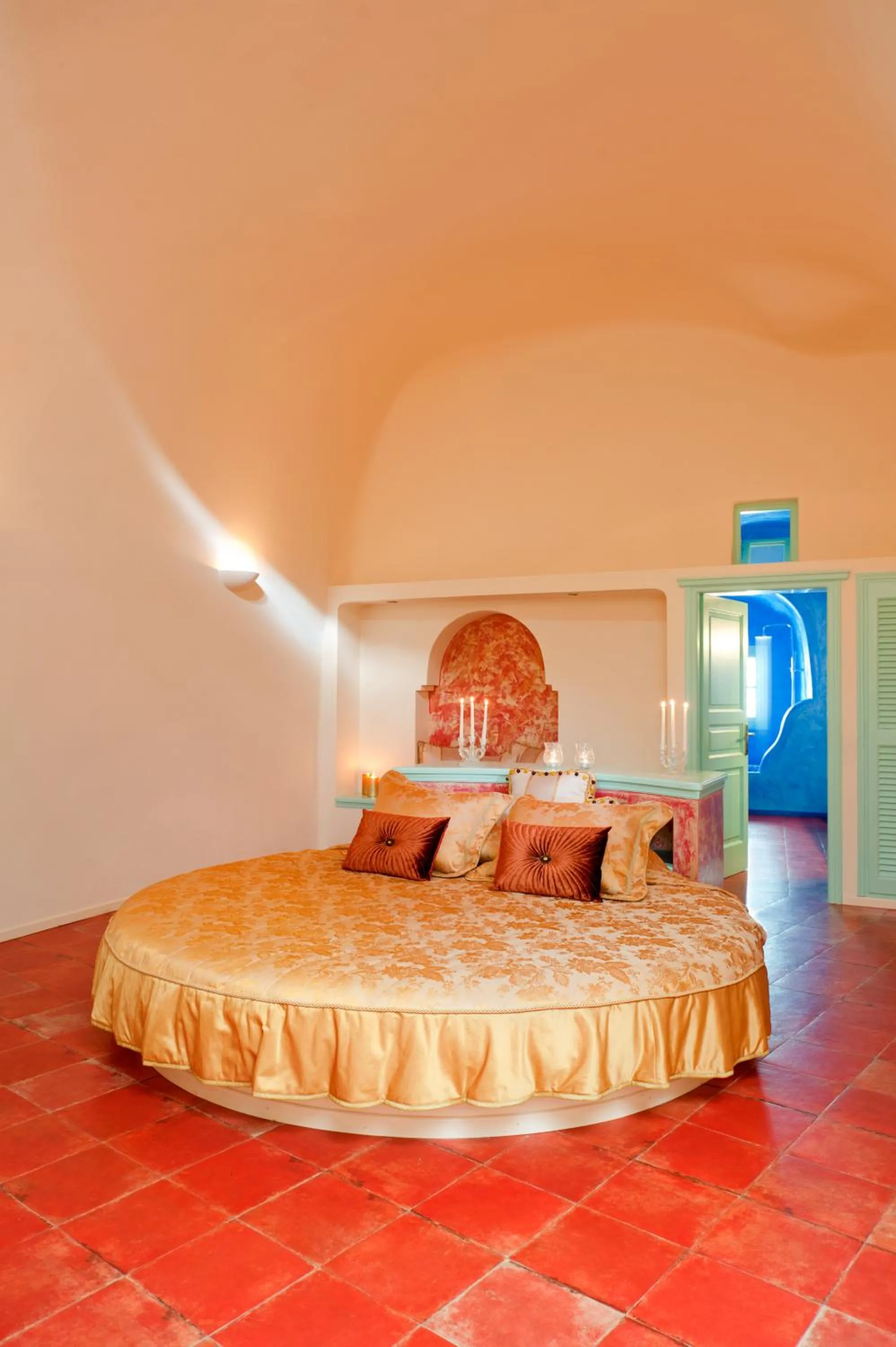 Bed in Vallas Apartments & Villas