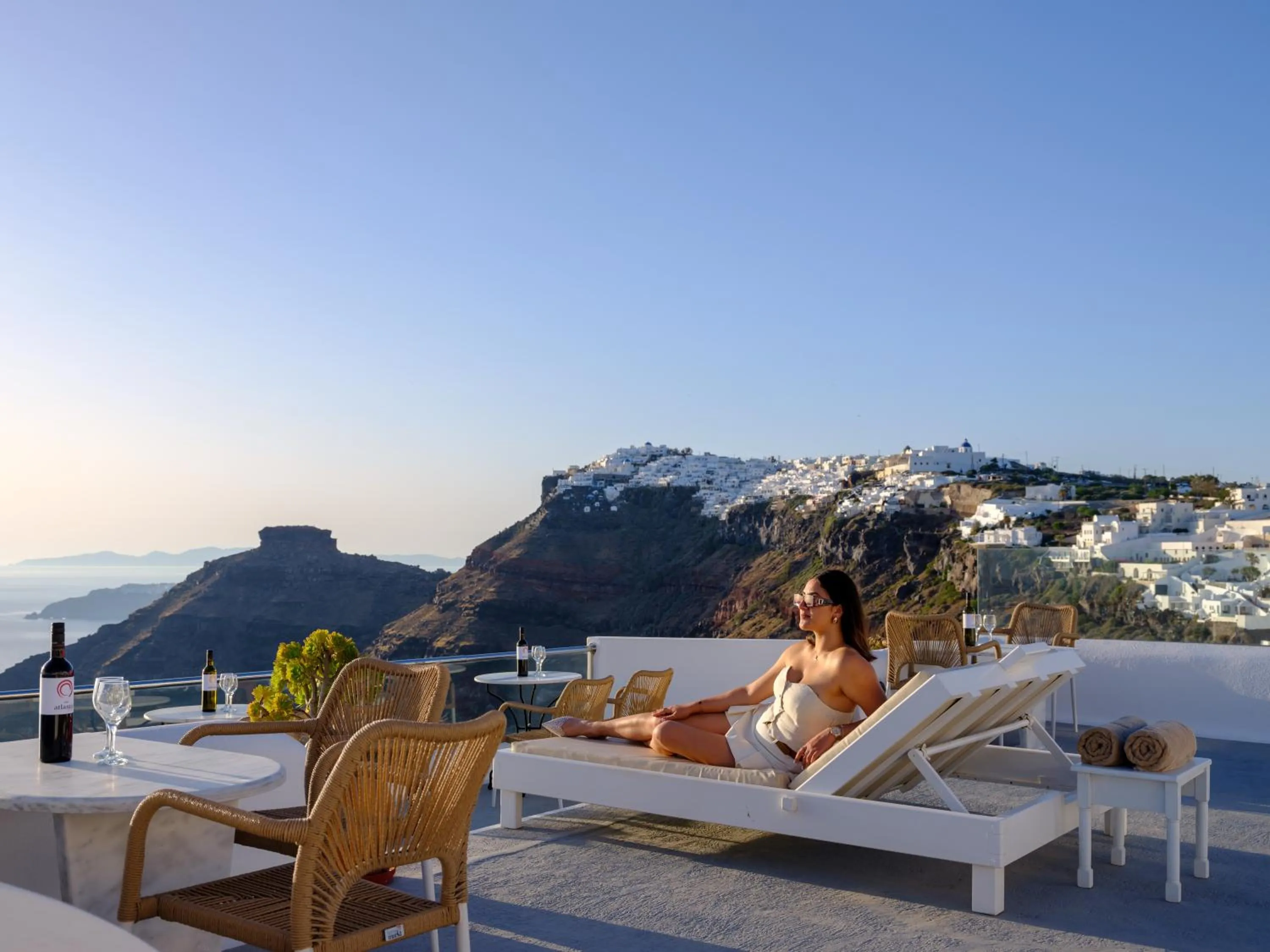 Property building in Vallas Apartments & Villas