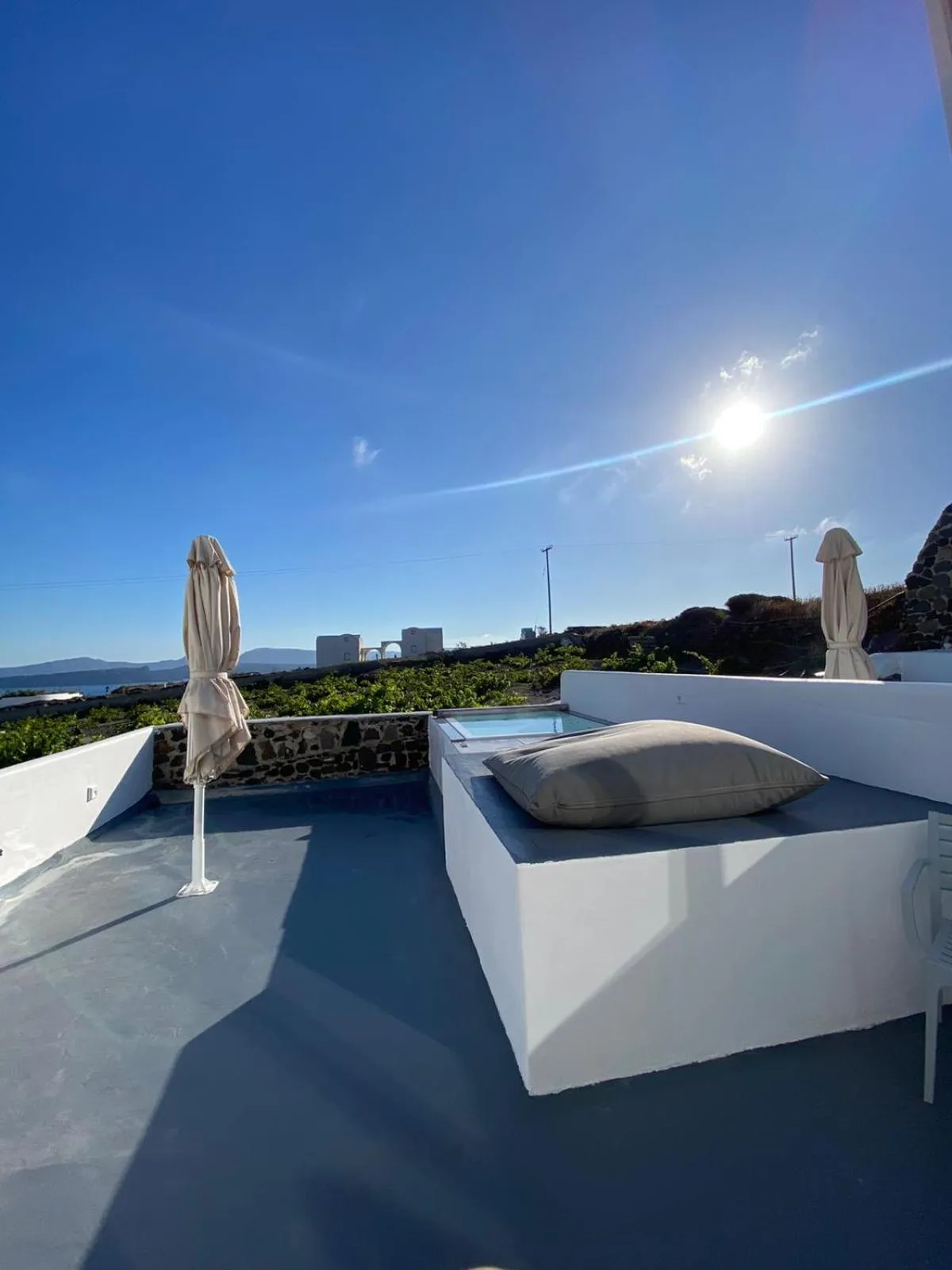 Hot Tub in Serenità Luxury Suites