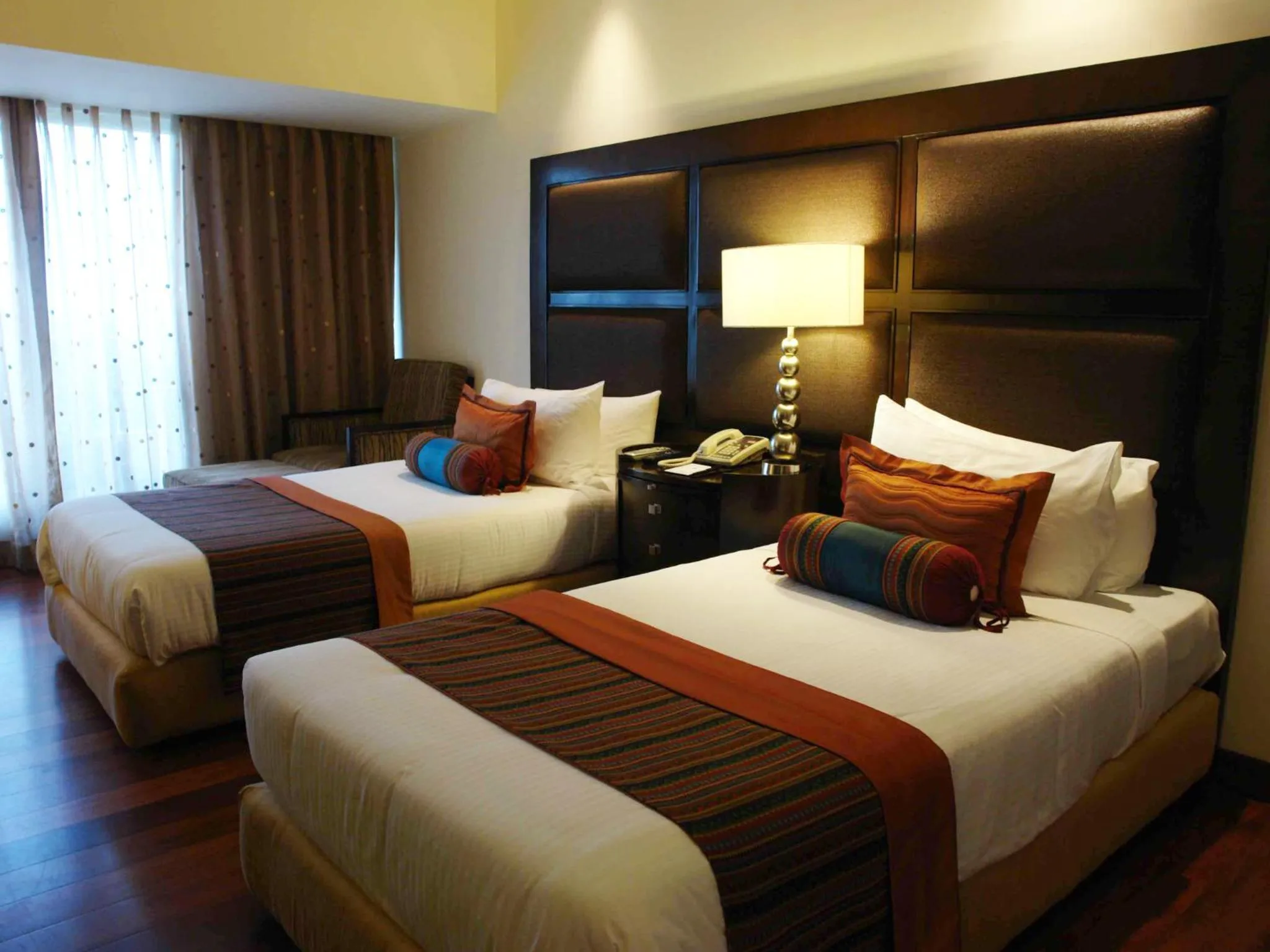 Bed in The Lalit Ashok