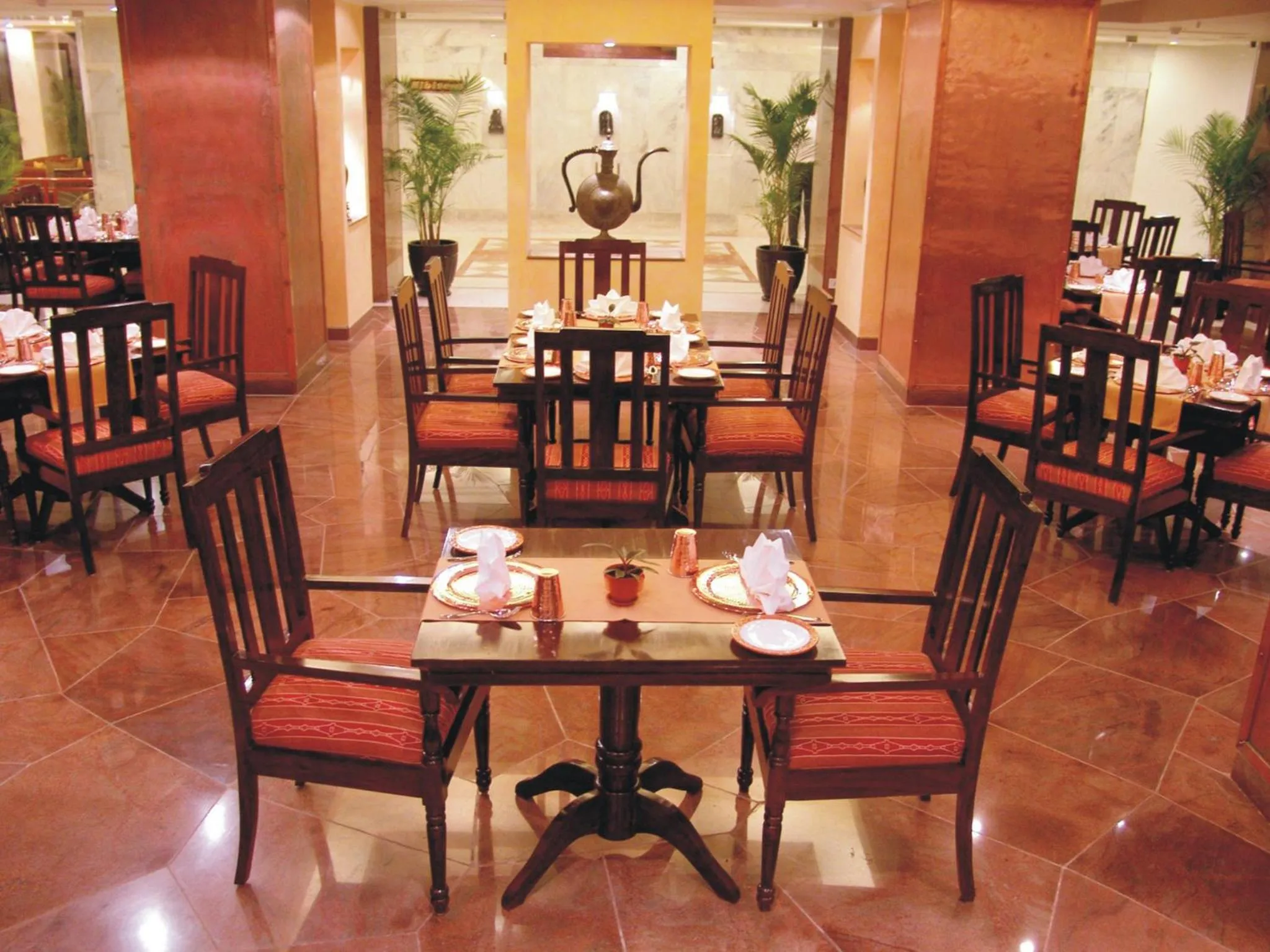 Restaurant/places to eat in The Lalit Ashok