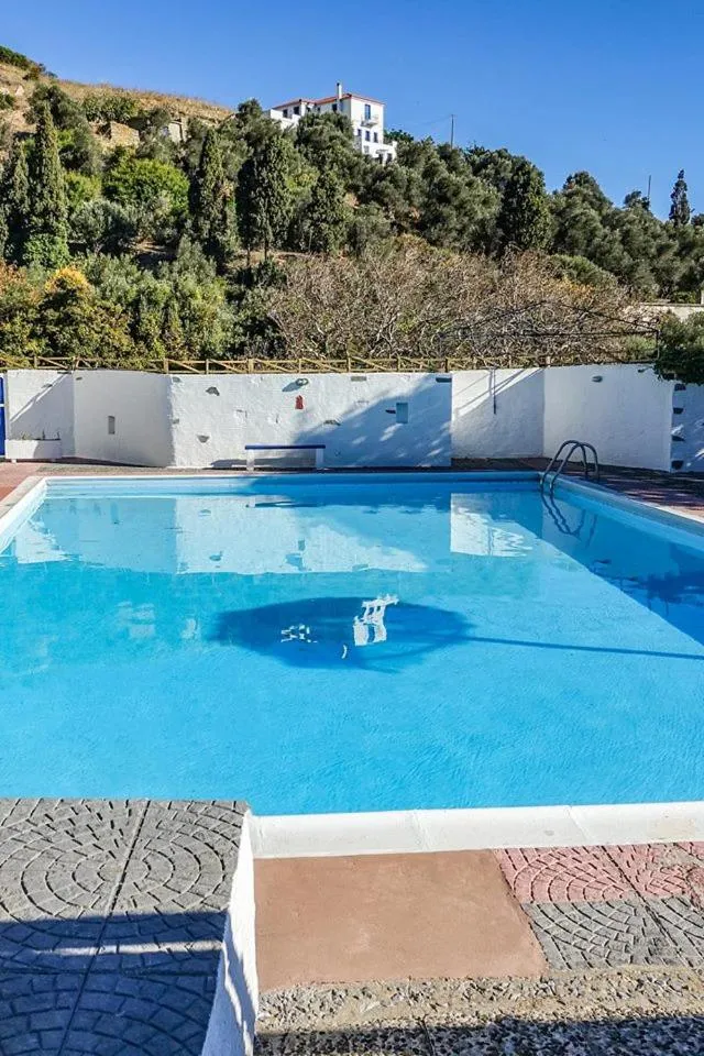 Pool view in Sariza Spring Hotel