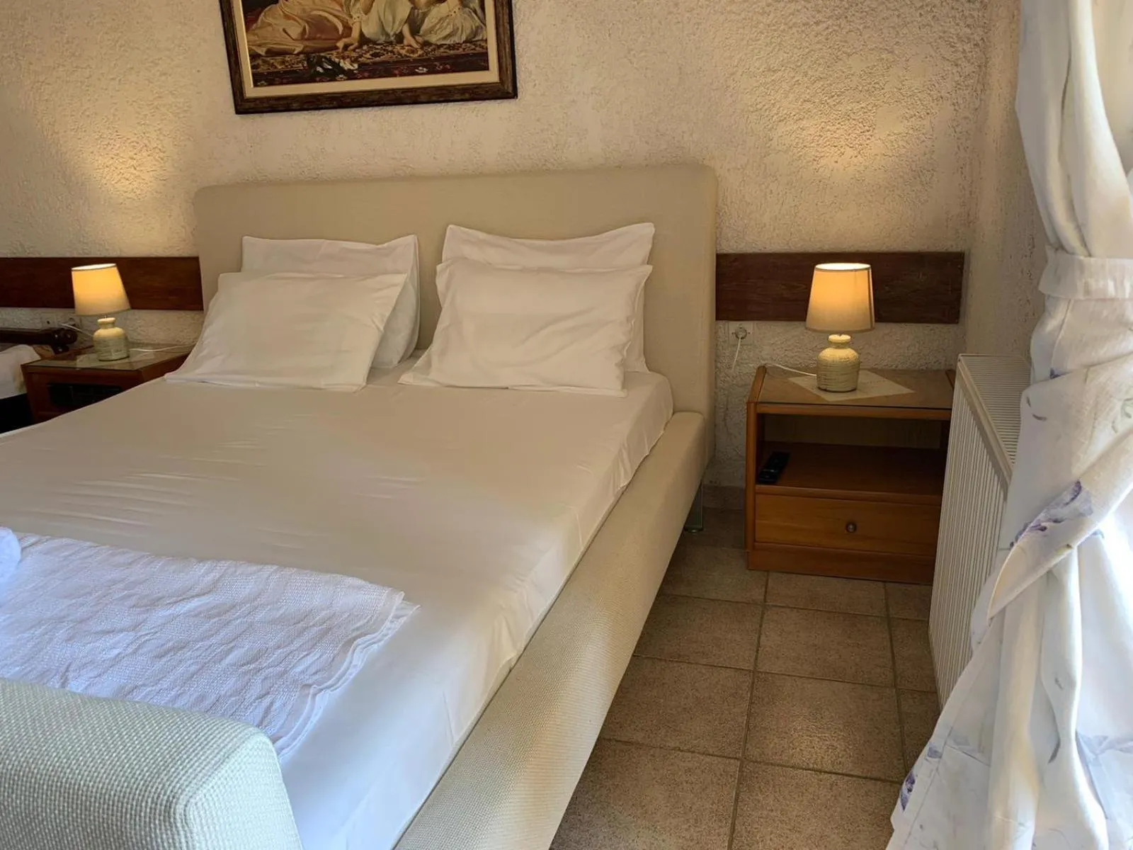 Bed in Sariza Spring Hotel