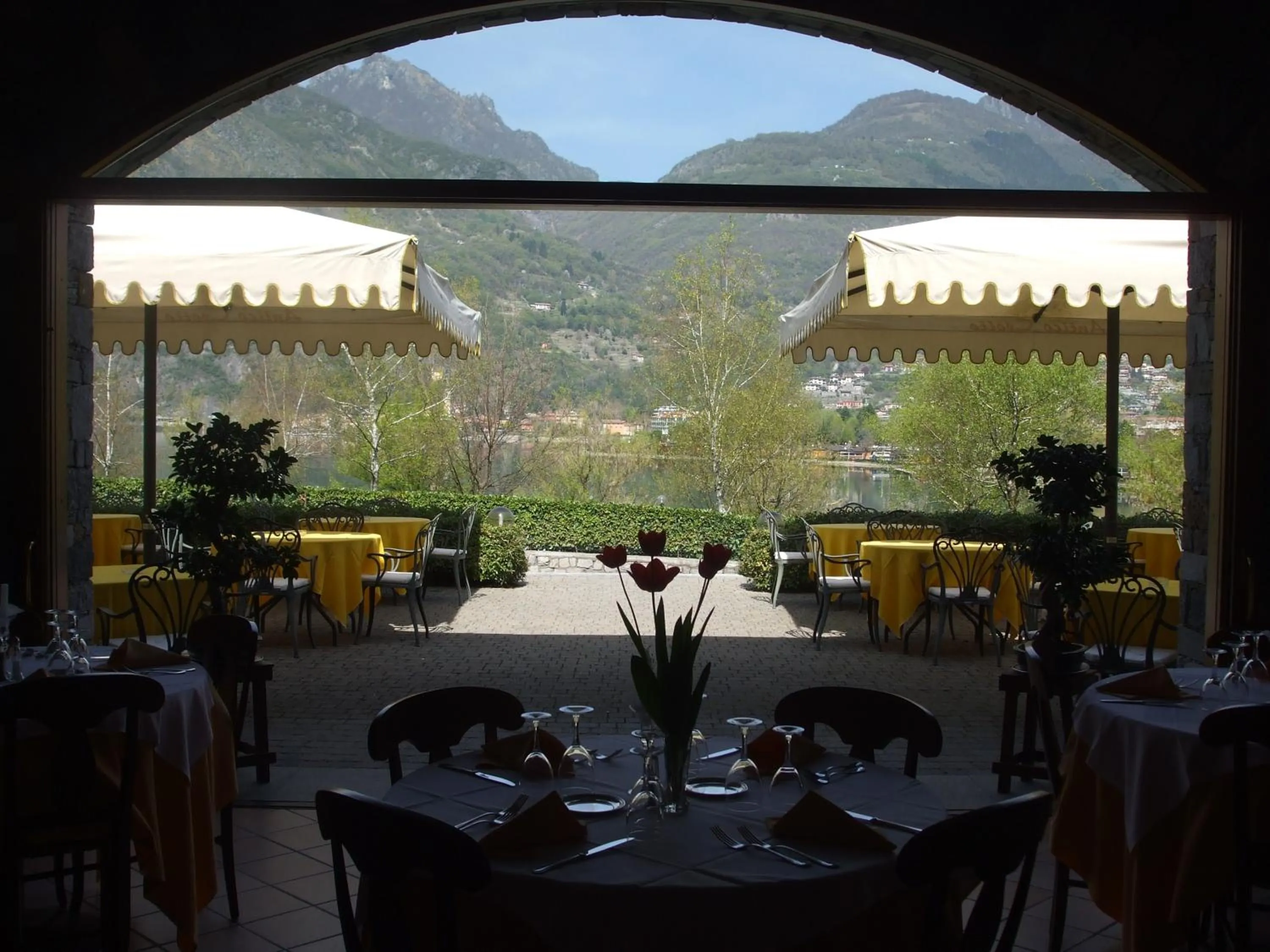 Restaurant/places to eat in Residence Antico Crotto