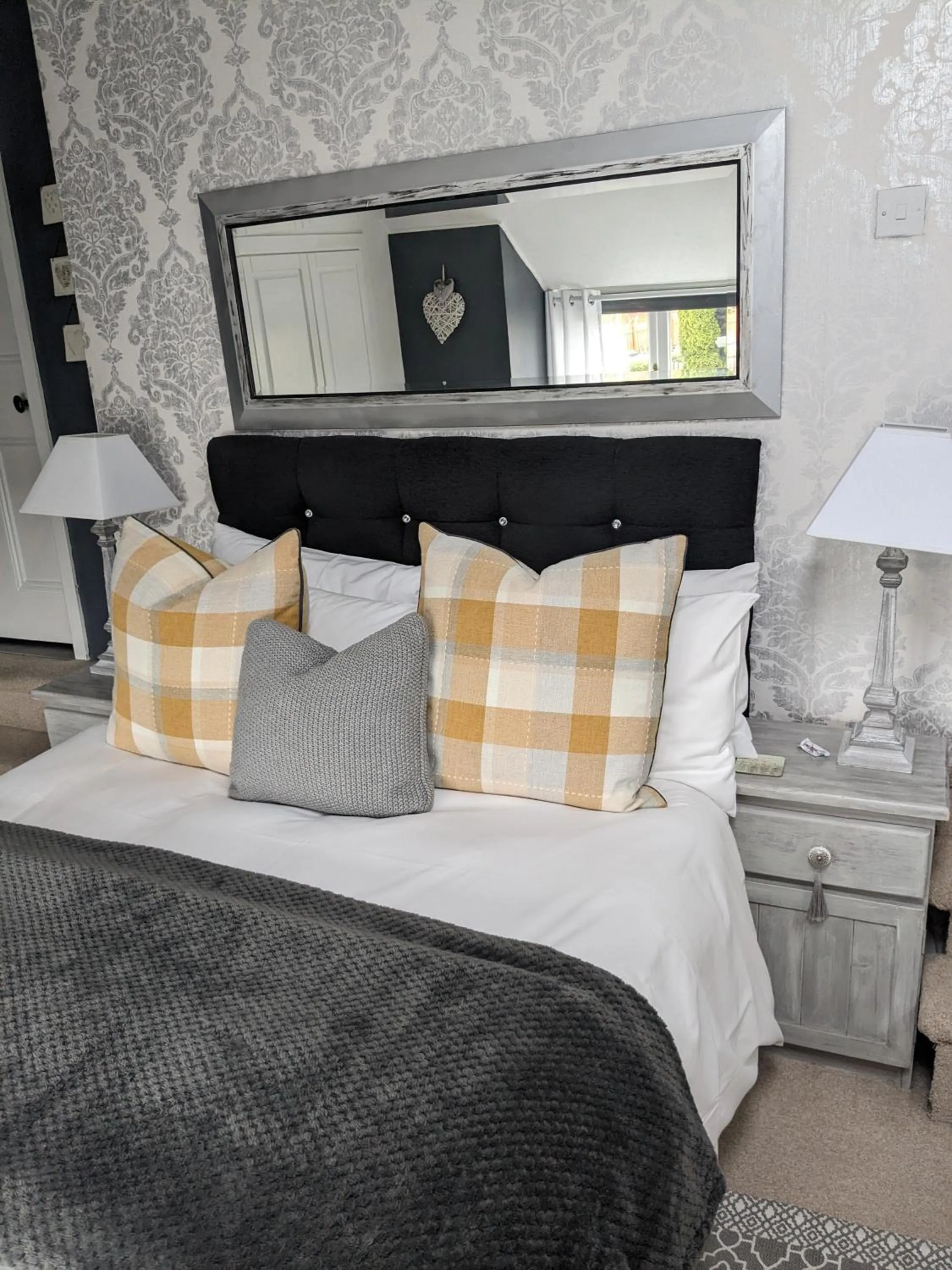 Bed in The Bridges B&B