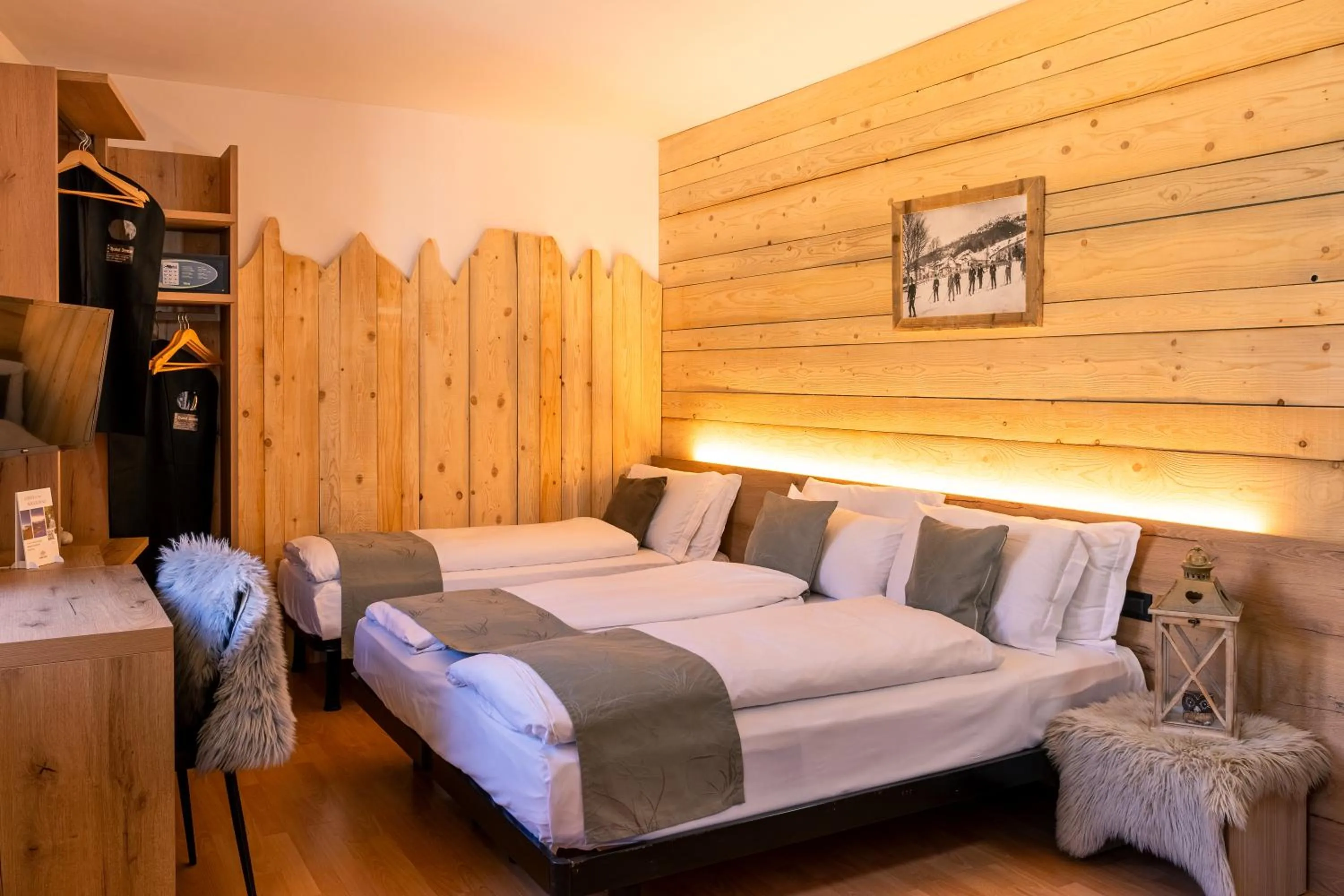 Photo of the whole room, Bed in Hotel Irma