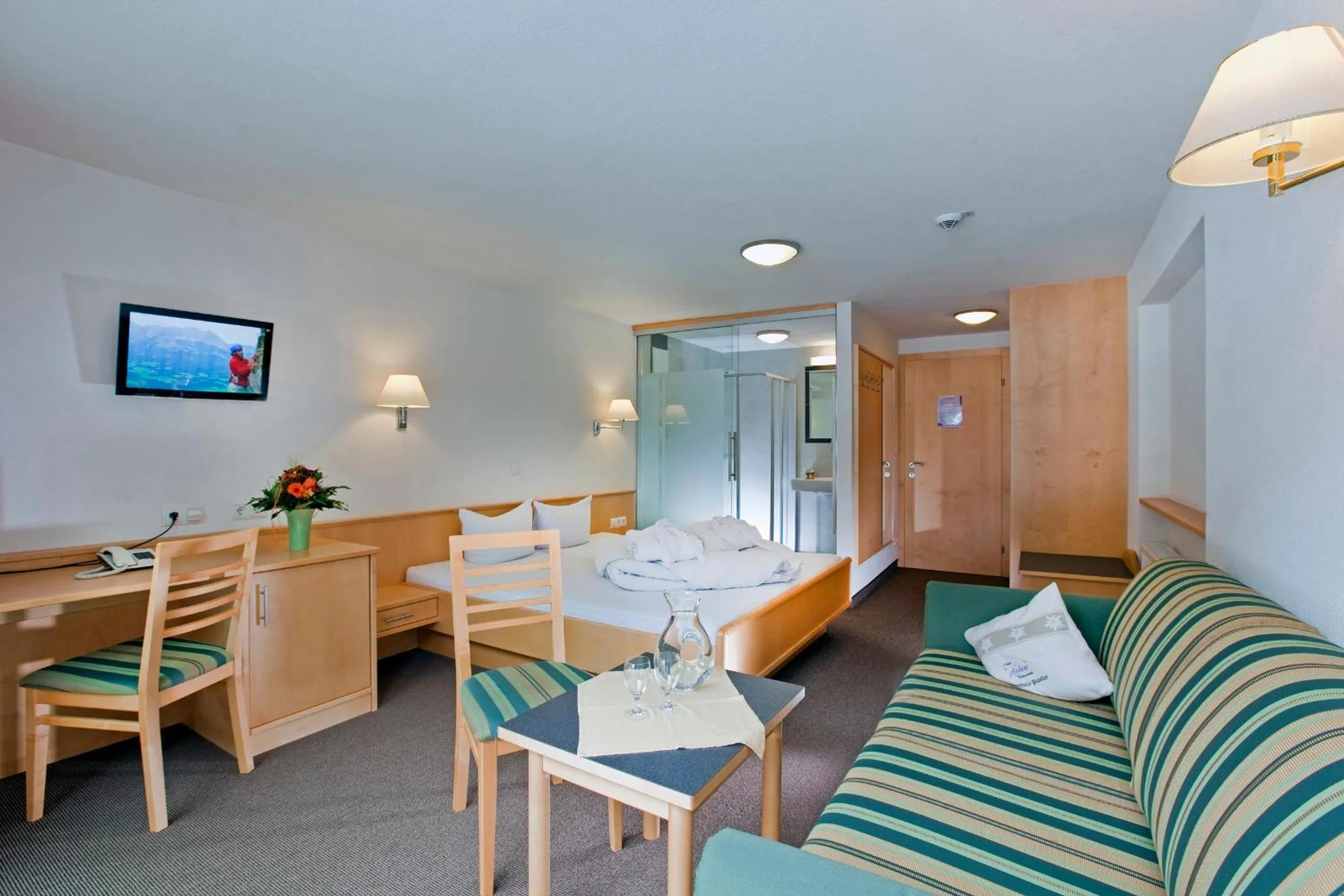 Photo of the whole room in Hotel Auderer