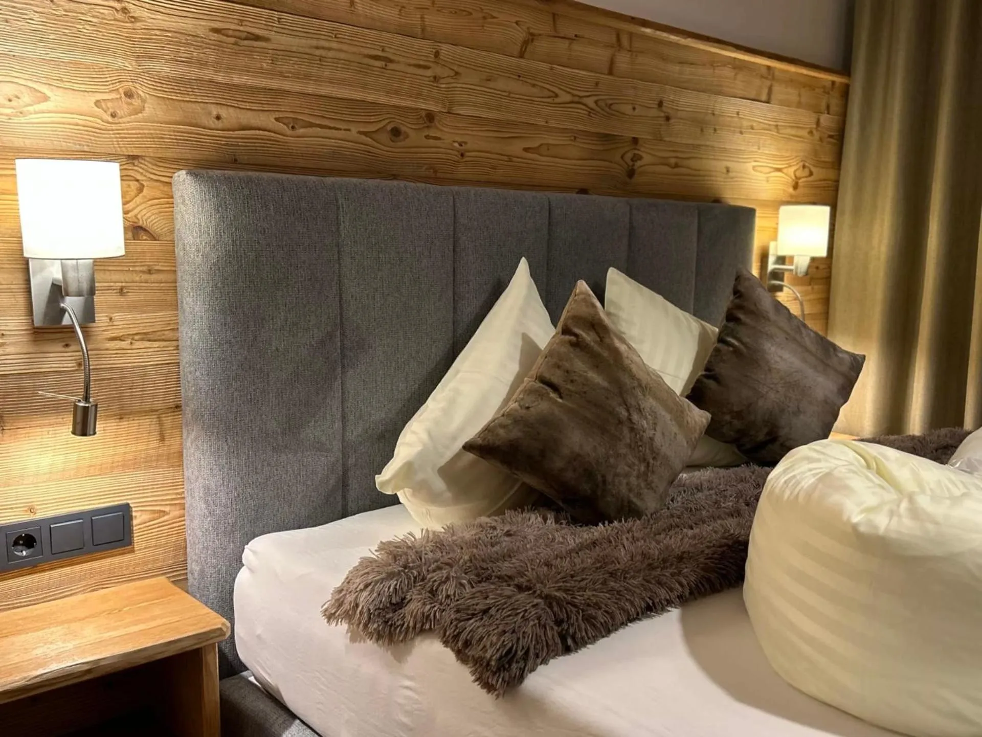 Bedroom, Bed in Natur & Familienhotel Der Stieglerhof