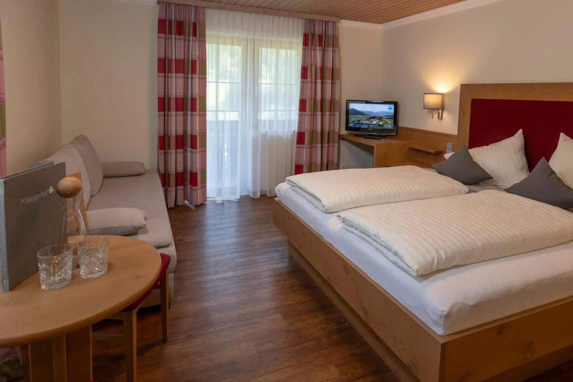 Bedroom, Bed in Natur & Familienhotel Der Stieglerhof