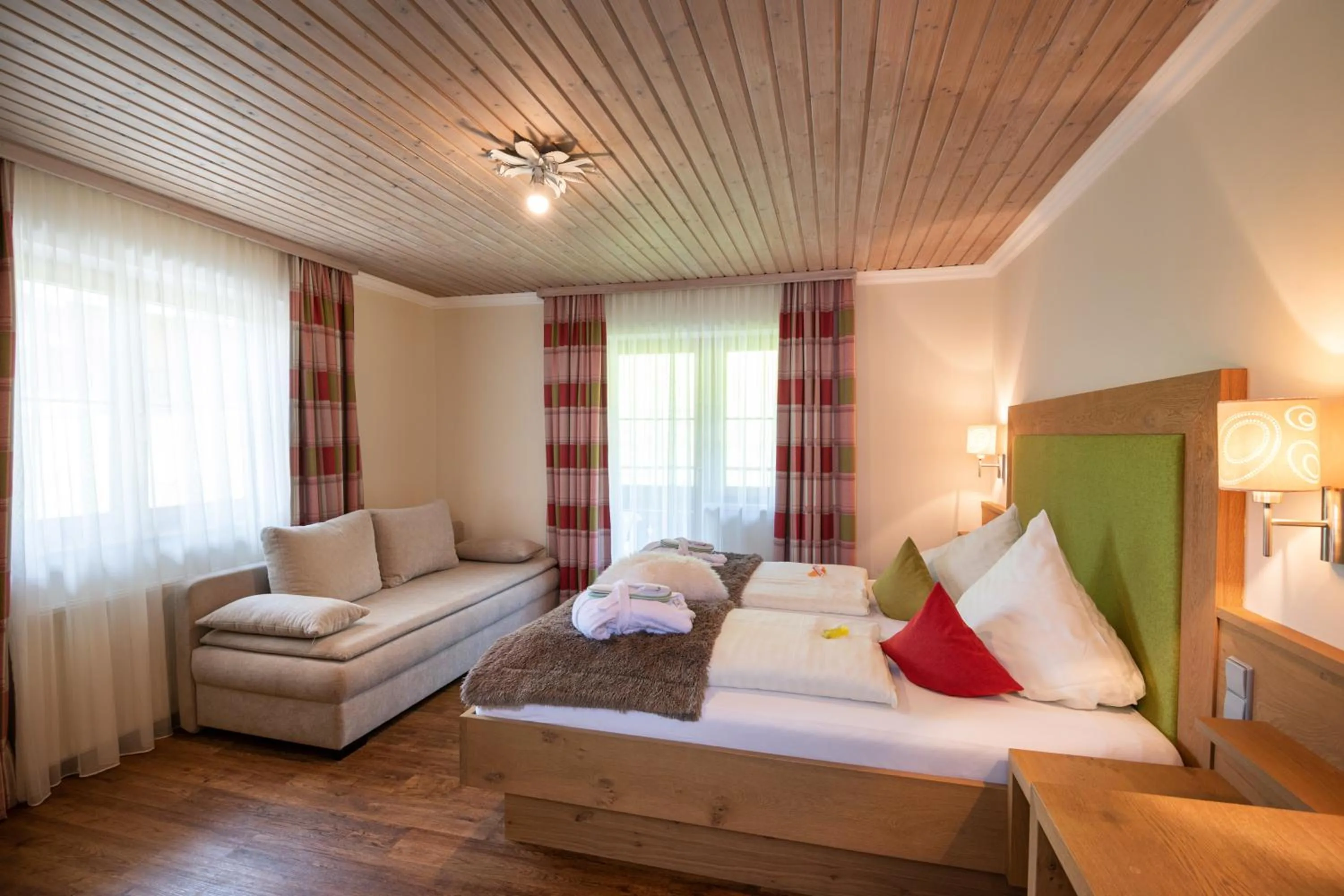 Bedroom, Bed in Natur & Familienhotel Der Stieglerhof